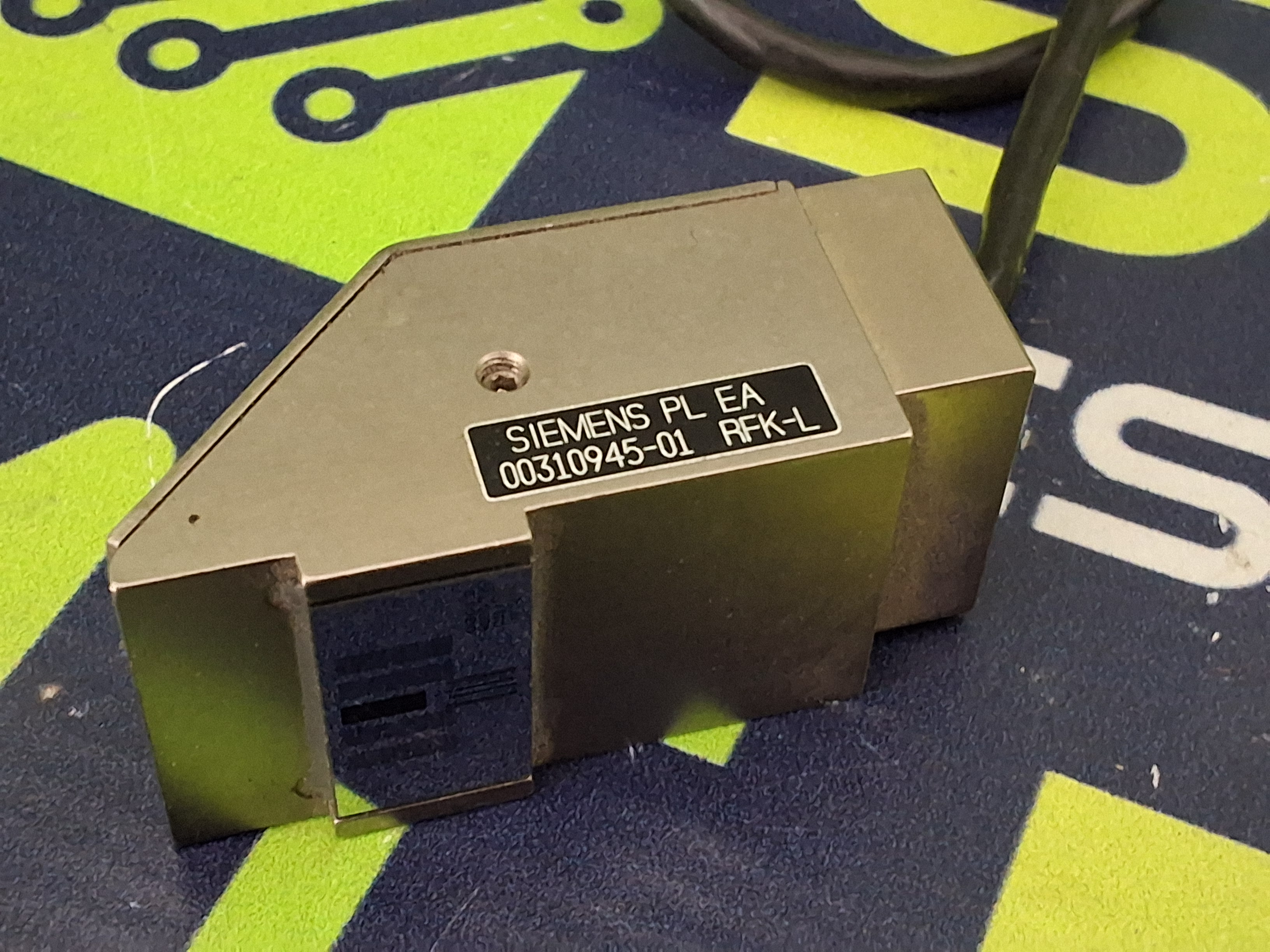 Used SIEMENS 00310945-01 / MS MS441X SCANNER HEAD FOR  X-axis (X-axle)