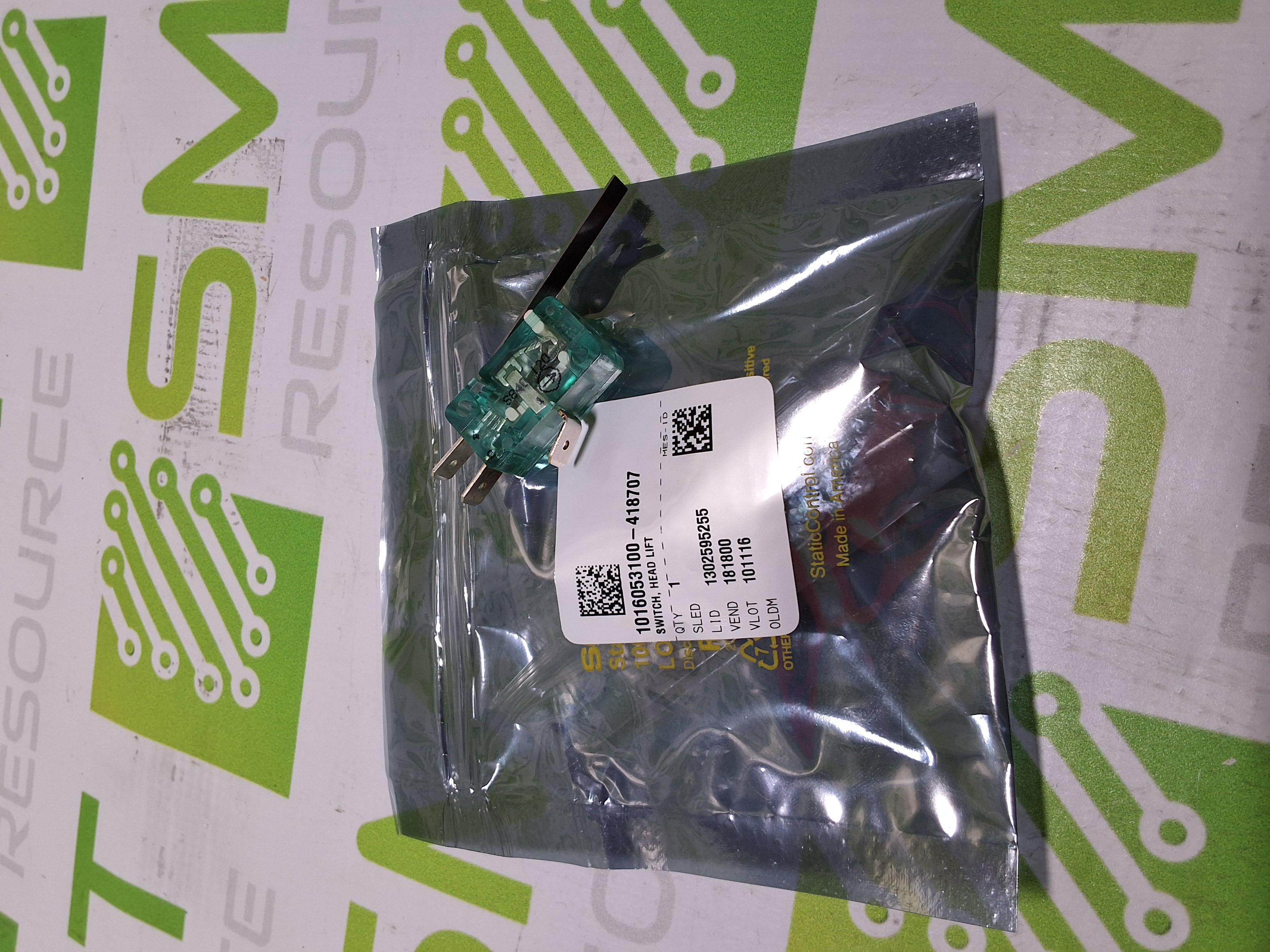 UNIVERSAL INSTRUMENTS SCHALTBAU 158071 HEAD LIFT SWITCH - NEW