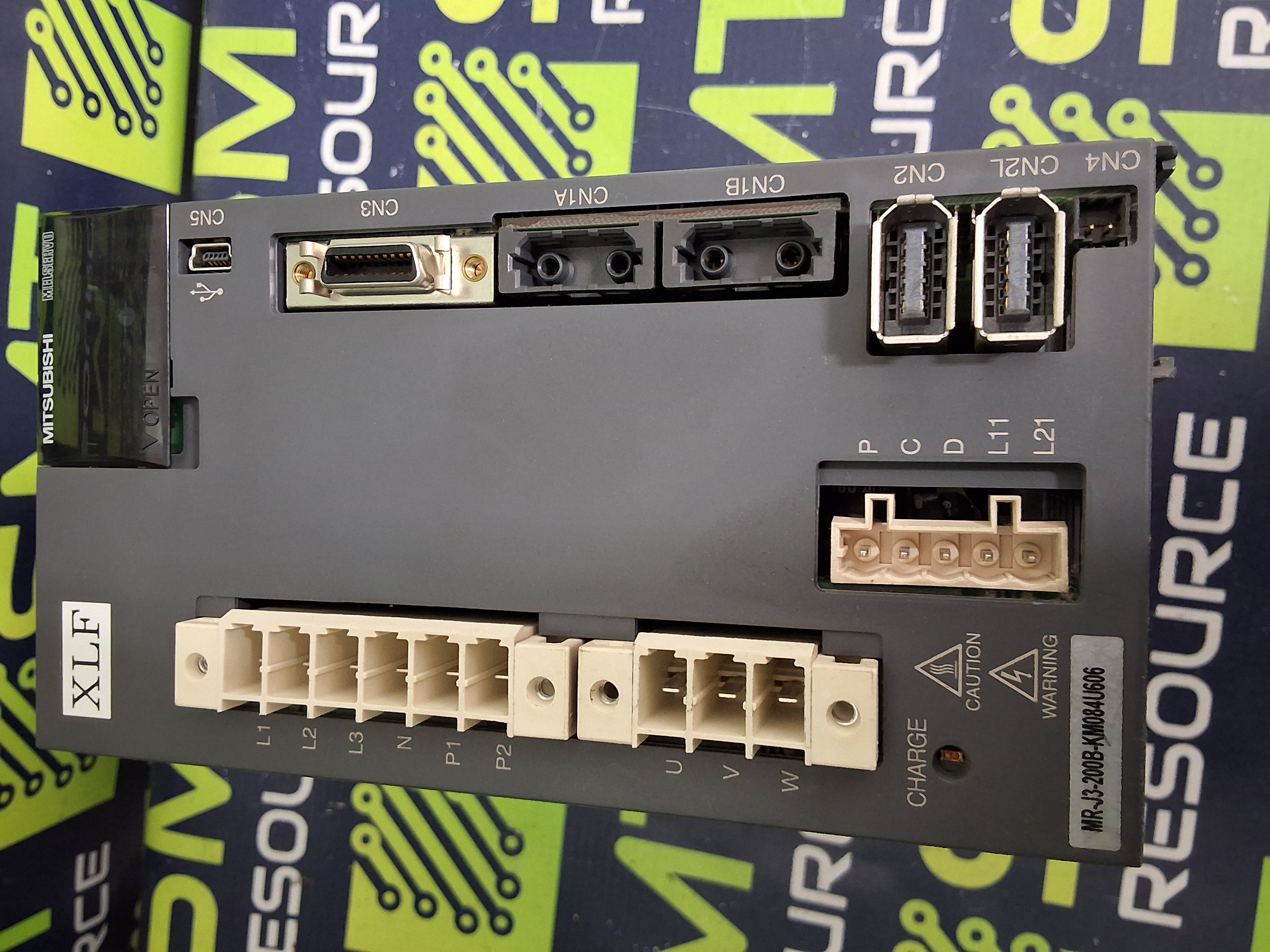 Used MITSUBISHI MR-J3-200B-KM084U606 AC SERVO DRIVE / AMPLIFIER - MELSERVO-J3 SERIES 2kW