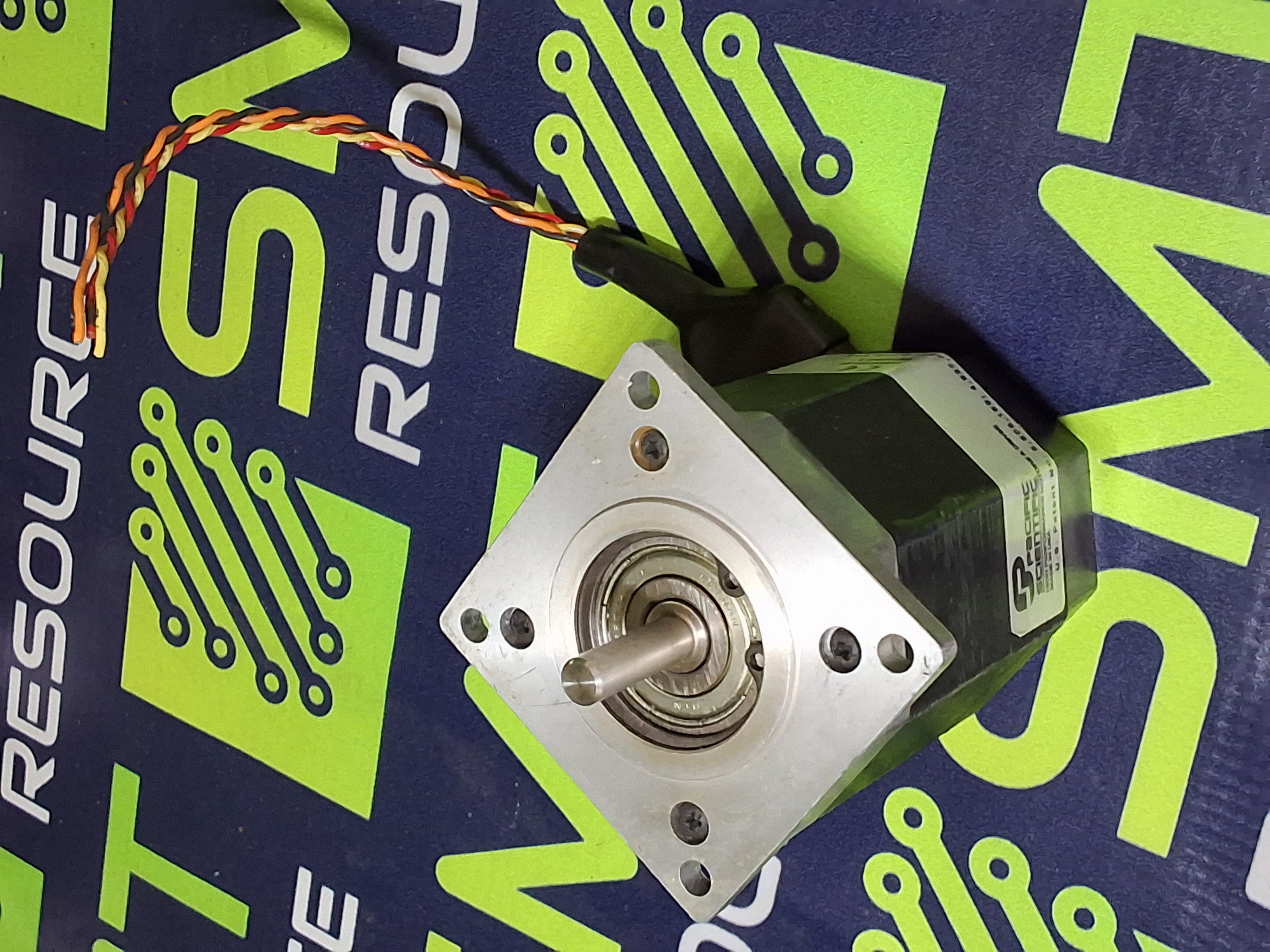 Used POWERMAX II M22NSHS-LNN-NS-02 STEP MOTOR