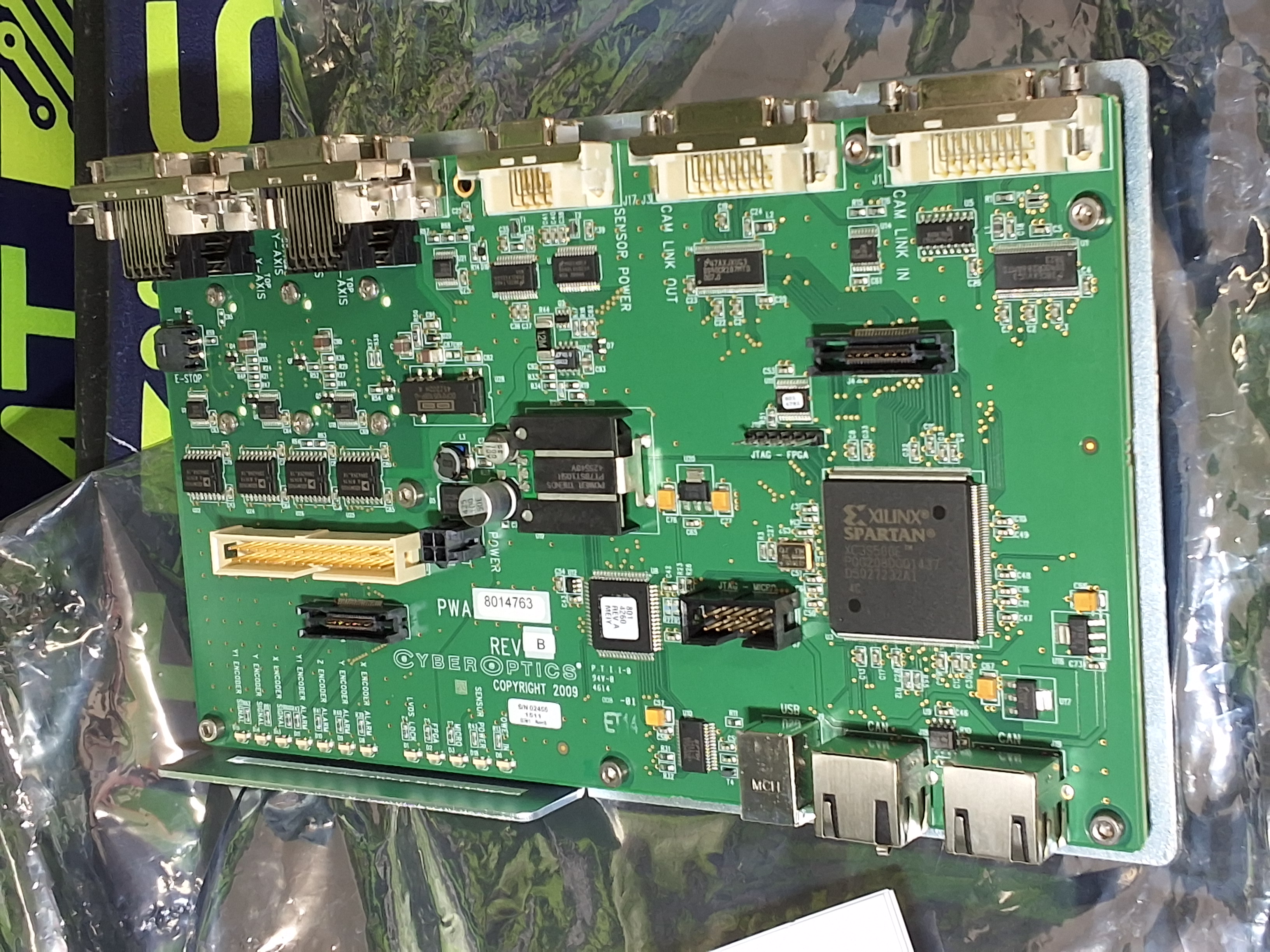 Used CYBEROPTICS SE500 MIDDLEMAN V2 8018986 PCB PWA8014763 REV B.