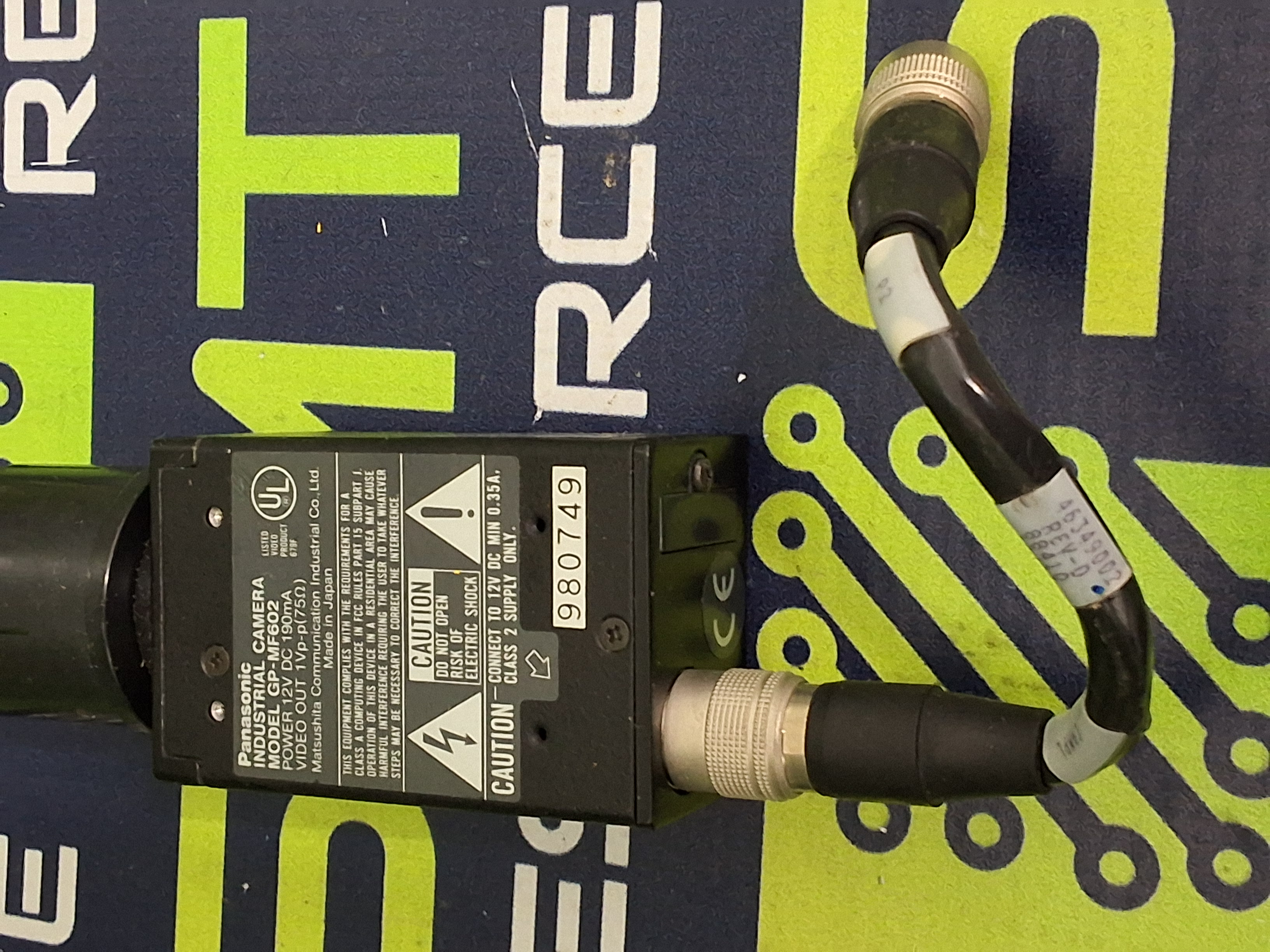 Used PANASONIC GP-MF602 INDUSTRIAL CCD CAMERA WITH CABLE 12VDC 190mA