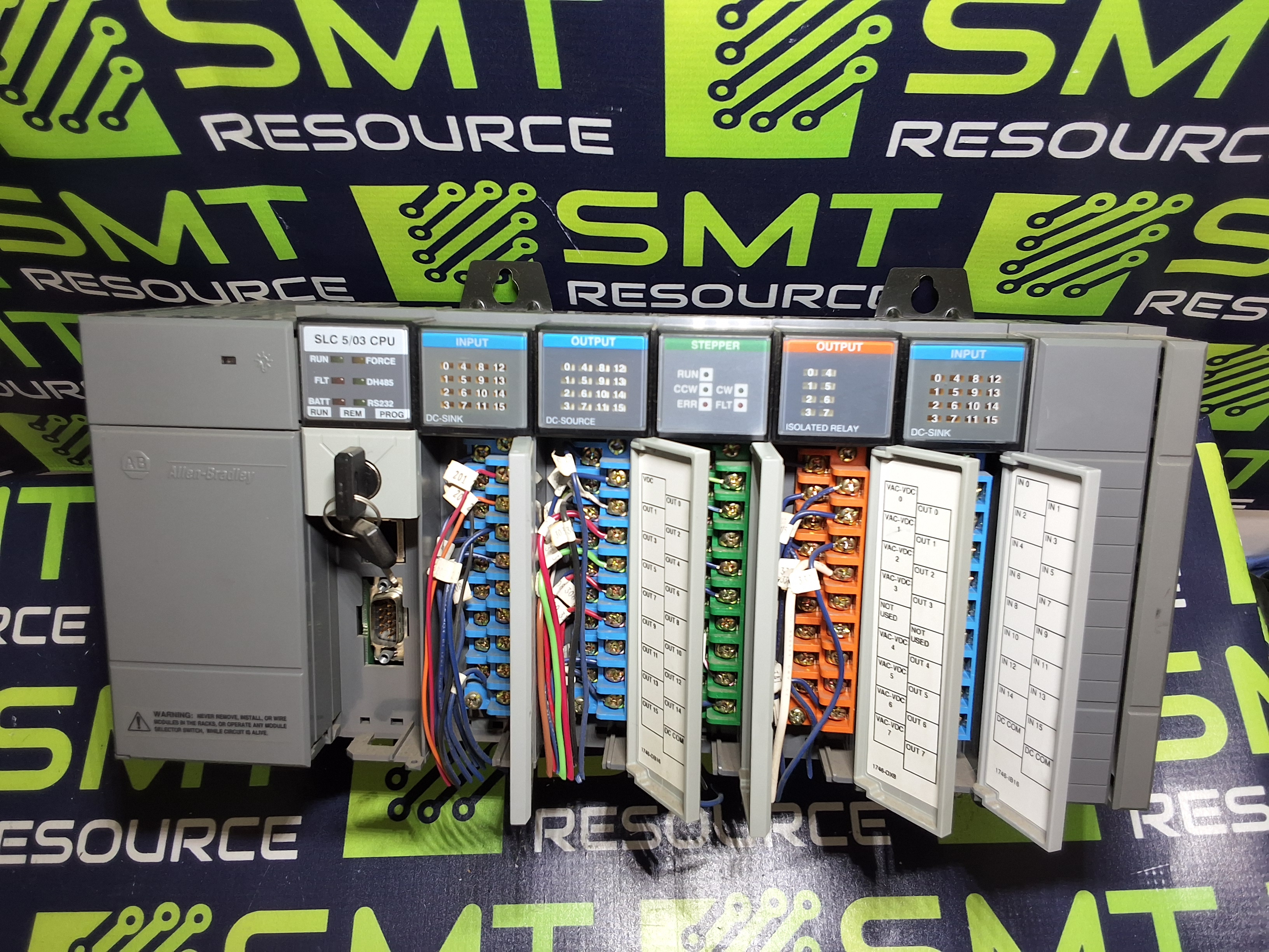 Used ALLEN BRADLEY SLC 500 7-SLOT RACK DC POWER SUPPLY SLC 5/03 CPU MODULE 1746-A7 WITH 2 KEYS