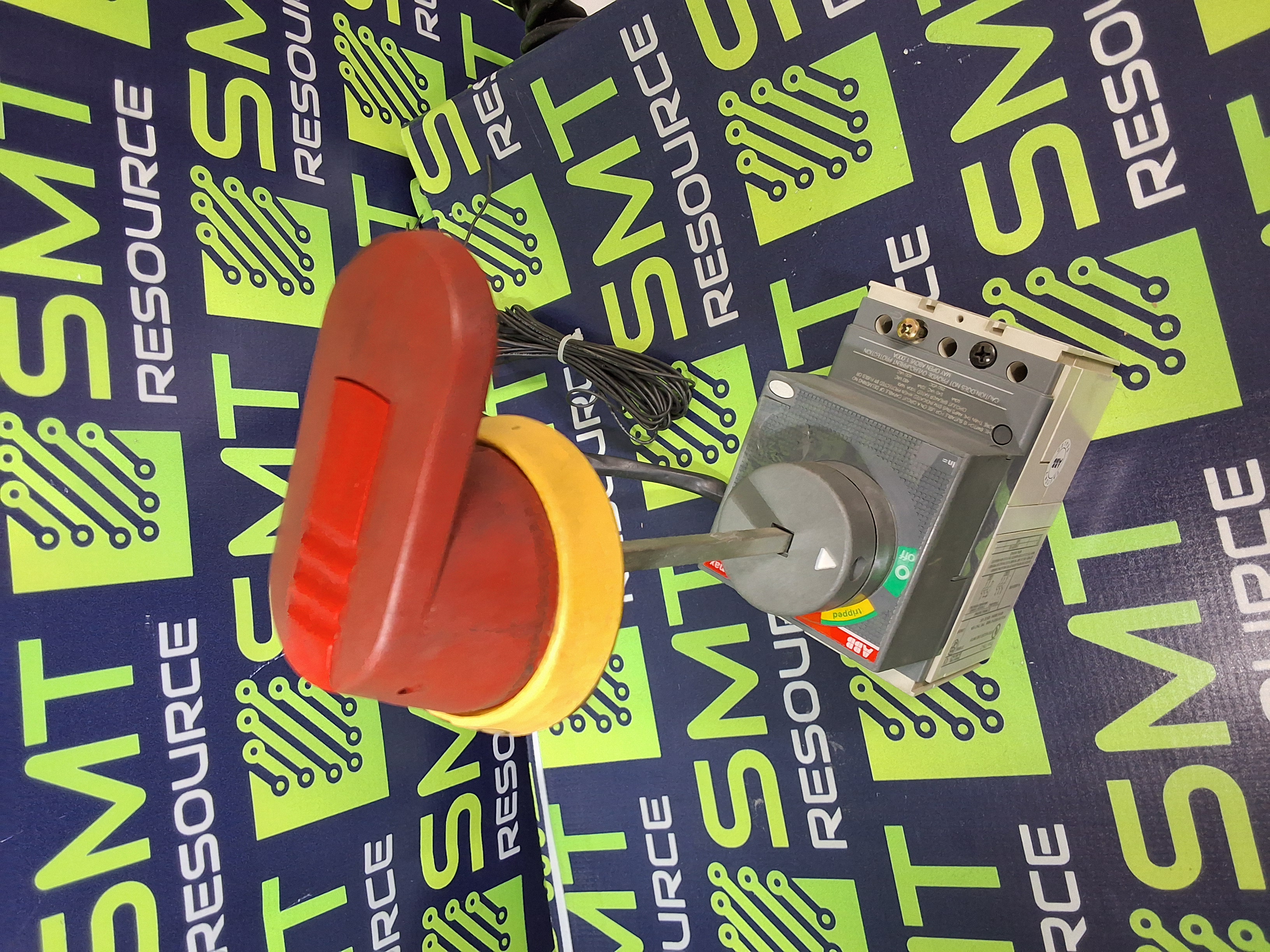 Used ABB TMAX T1N-D CIRCUIT BREAKER ROTARY SWITCH 