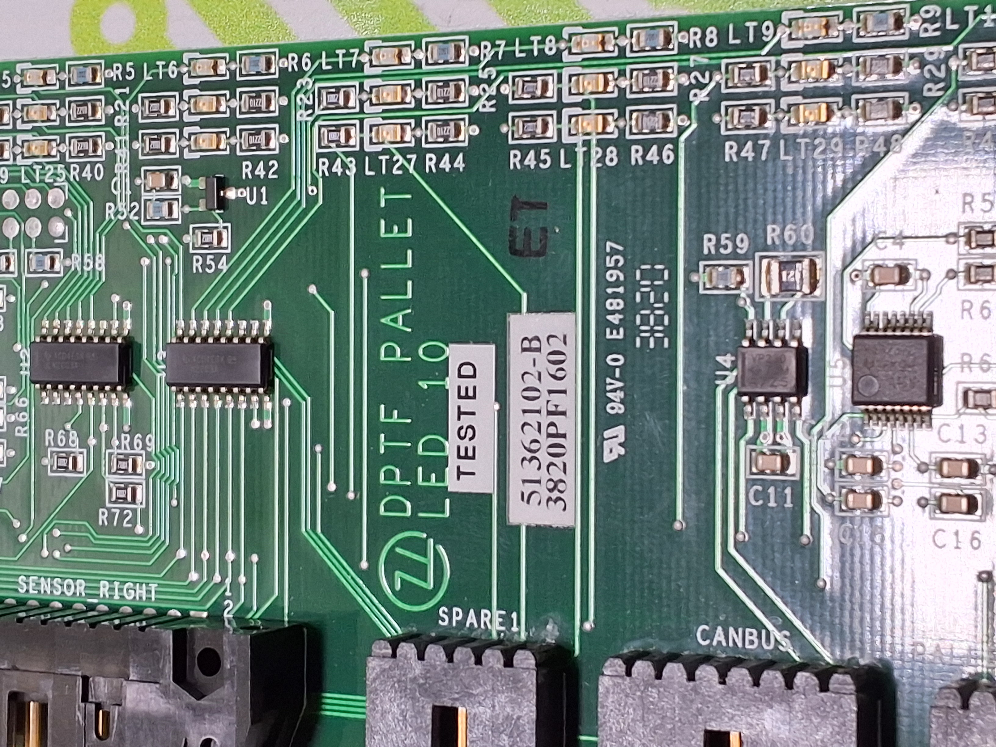 Used UNIVERSAL INSTRUMENTS 51362102-B DPTF PALLET LED PCA BOARD 