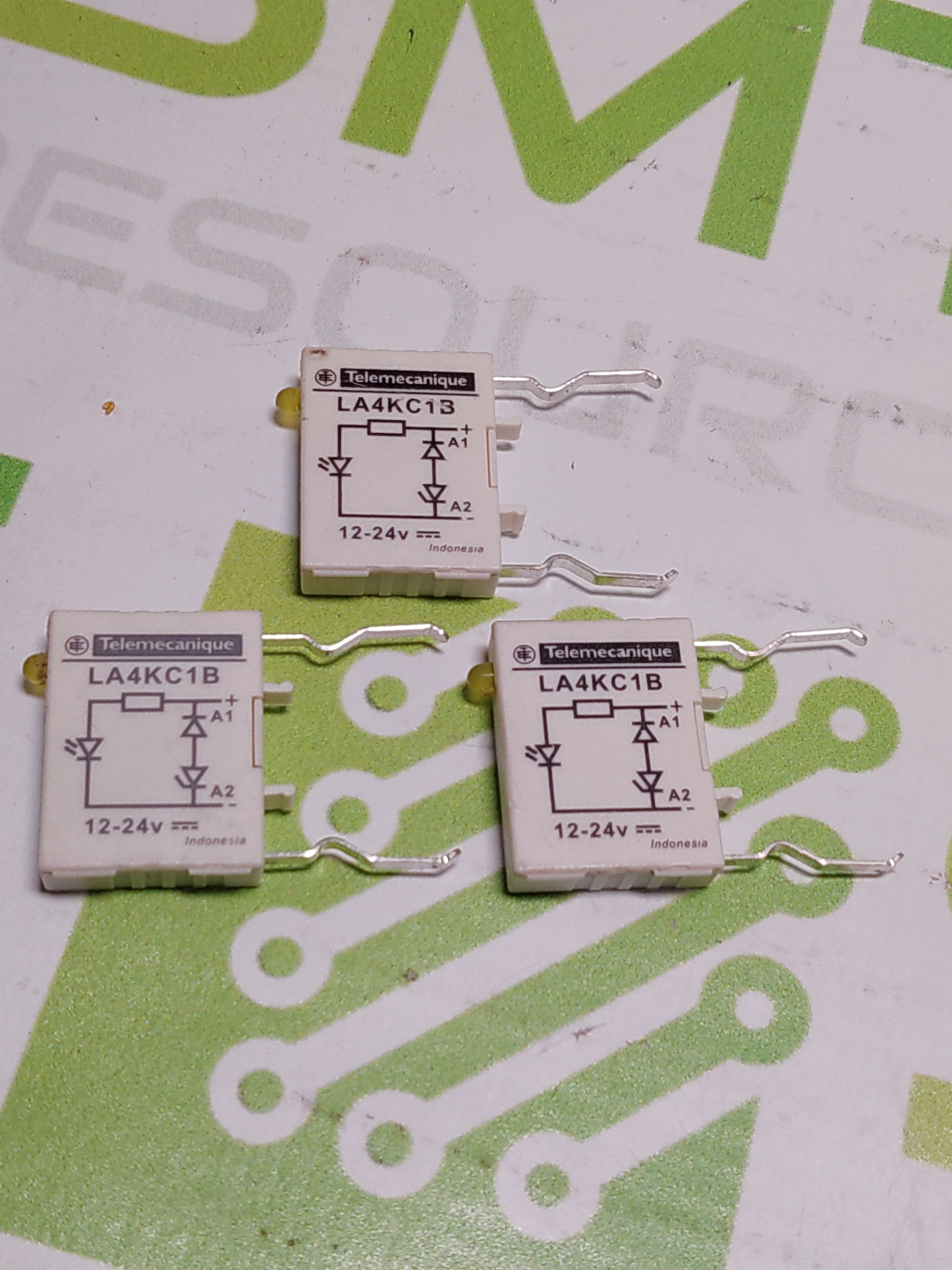 Used TELEMECANIQUE LA4KC1B 24V RELAY SUPPRESSOR