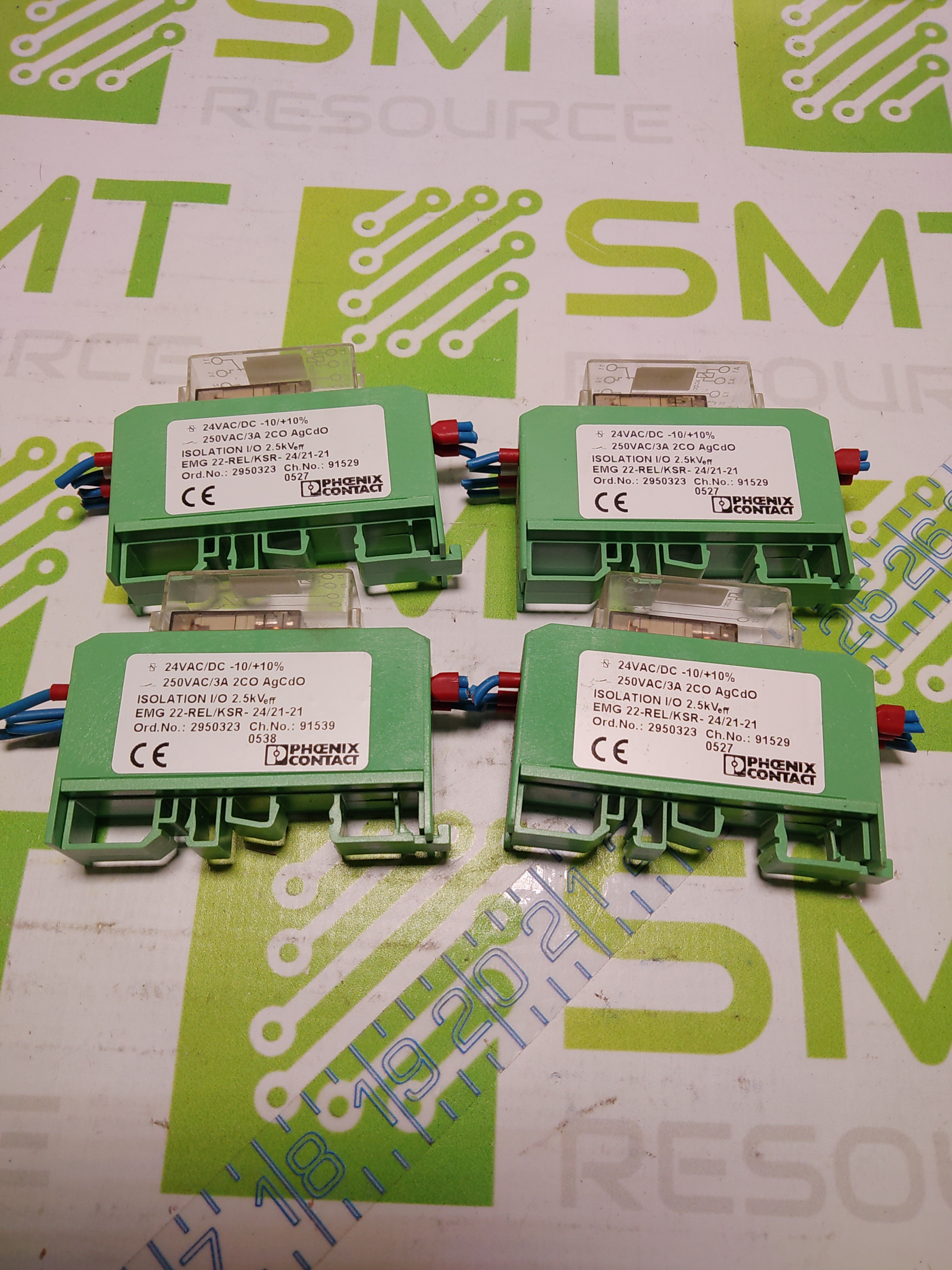 Used PHOENIX CONTACT EMG 22-REL/KSR-24/21-21 RELAY MODULE