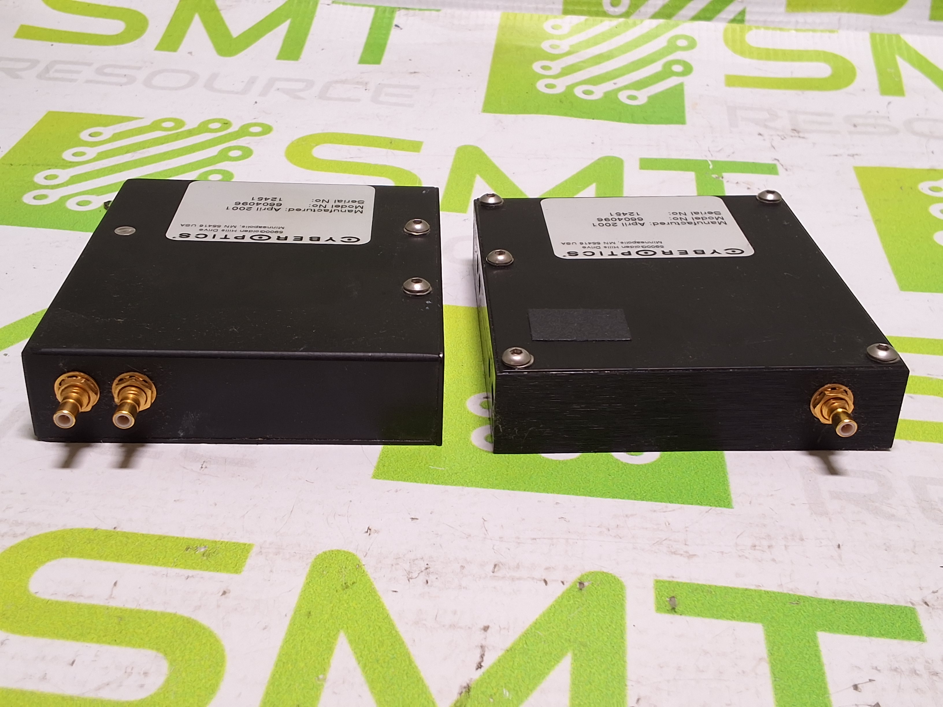 Used CYBEROPTICS 6604096 LASER SENSORS - SET OF 2 - MATCHING S/N