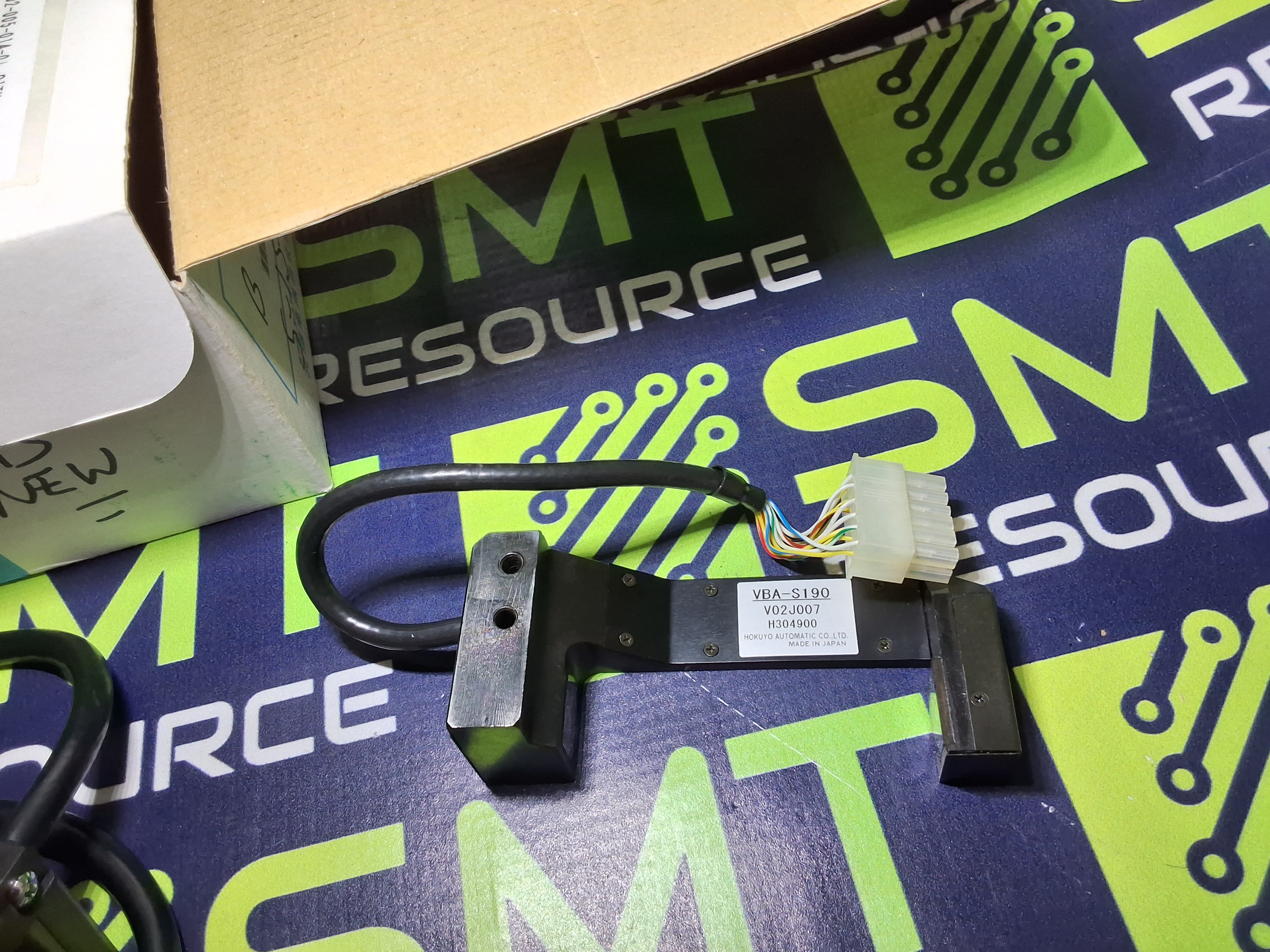 Used HOKUYO UNIVERSAL INSTRUMENTS VBA-S191 V06V001 H0612073 PELEC SENSOR 6301478555