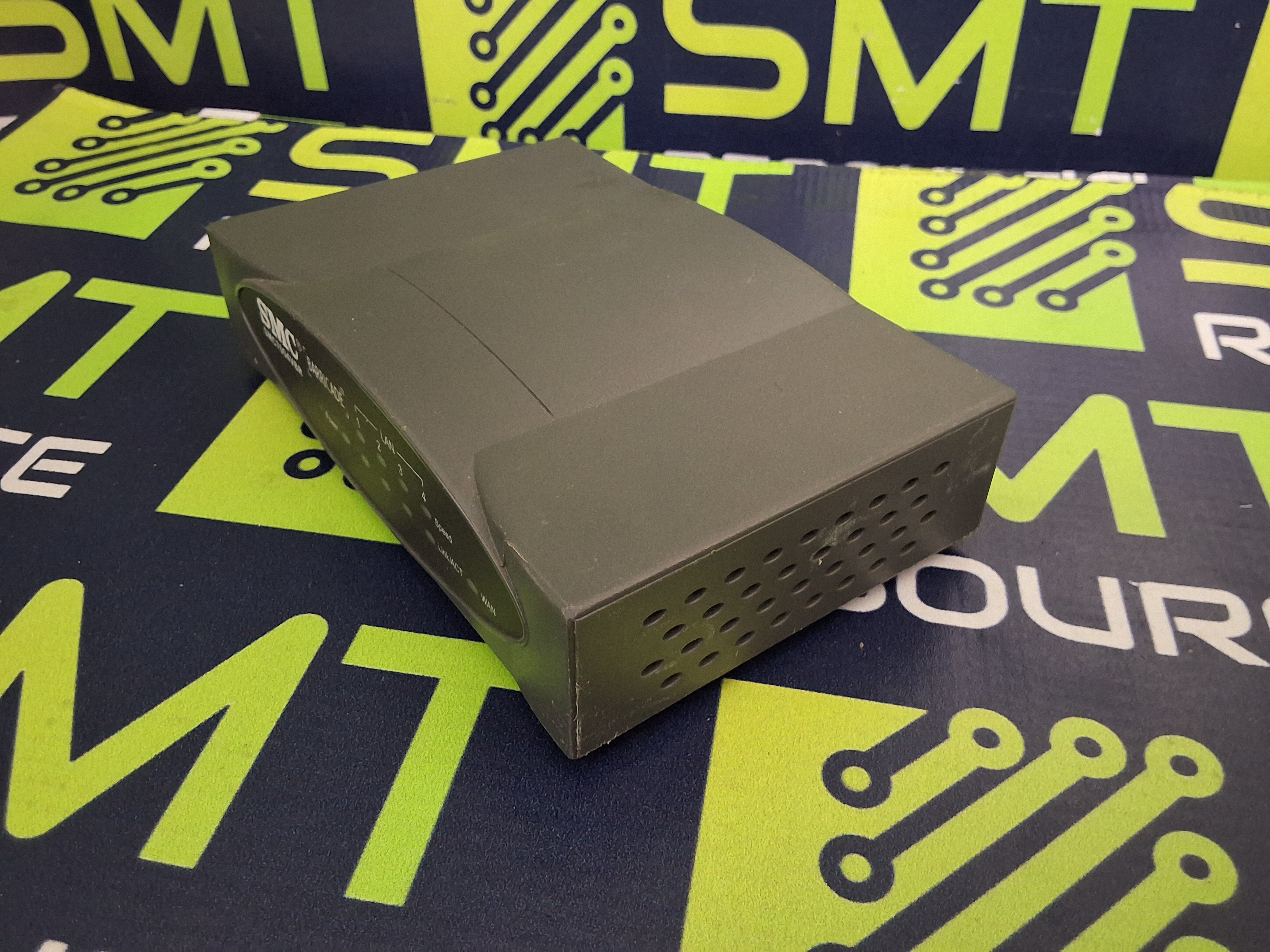 Used SMC Barricade 7004VBR