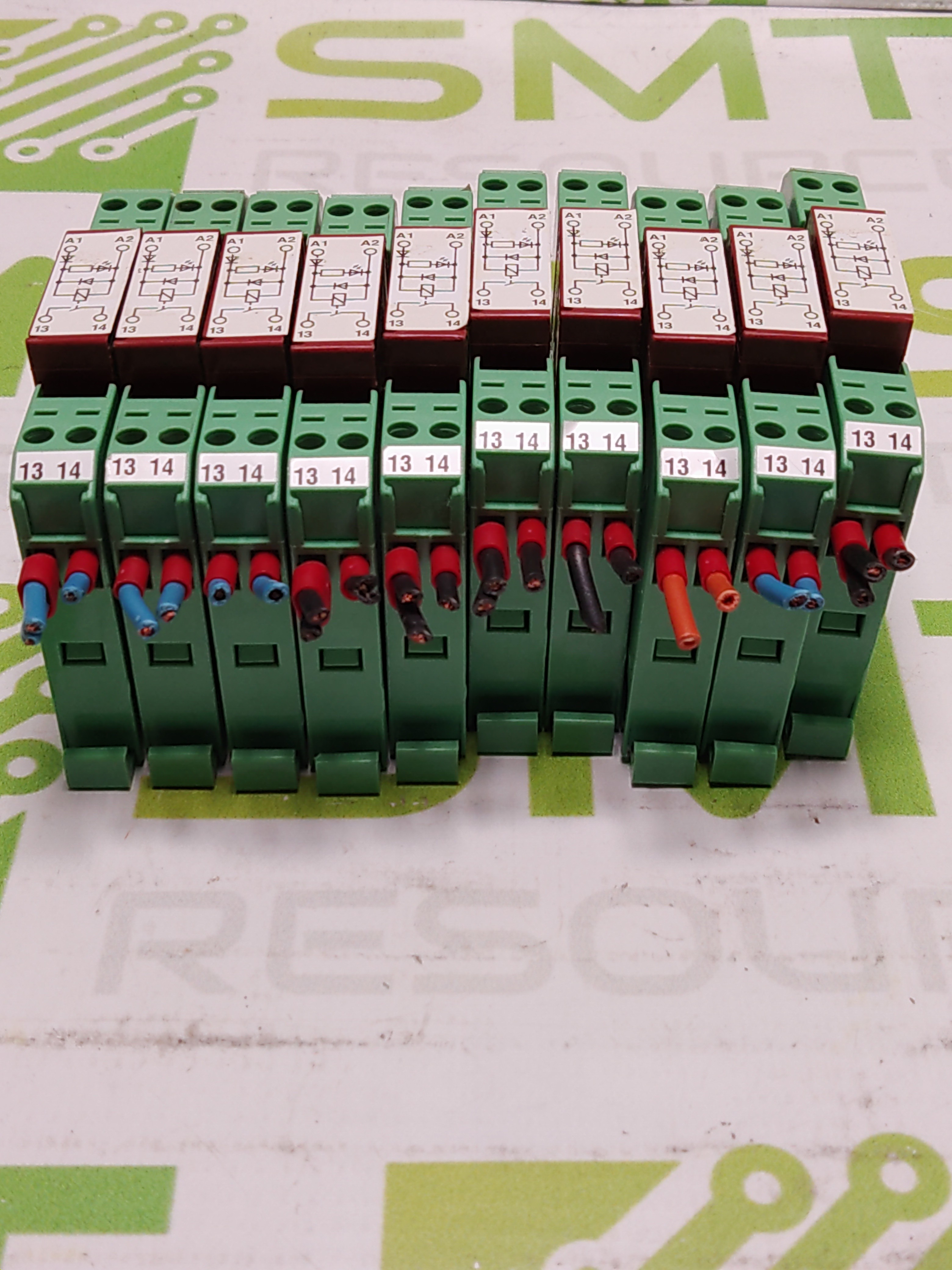 Used PHOENIX 2942807 RELAY MODULE S2001B24P EMG 10-REL/KSR-G 24/1-LCU 