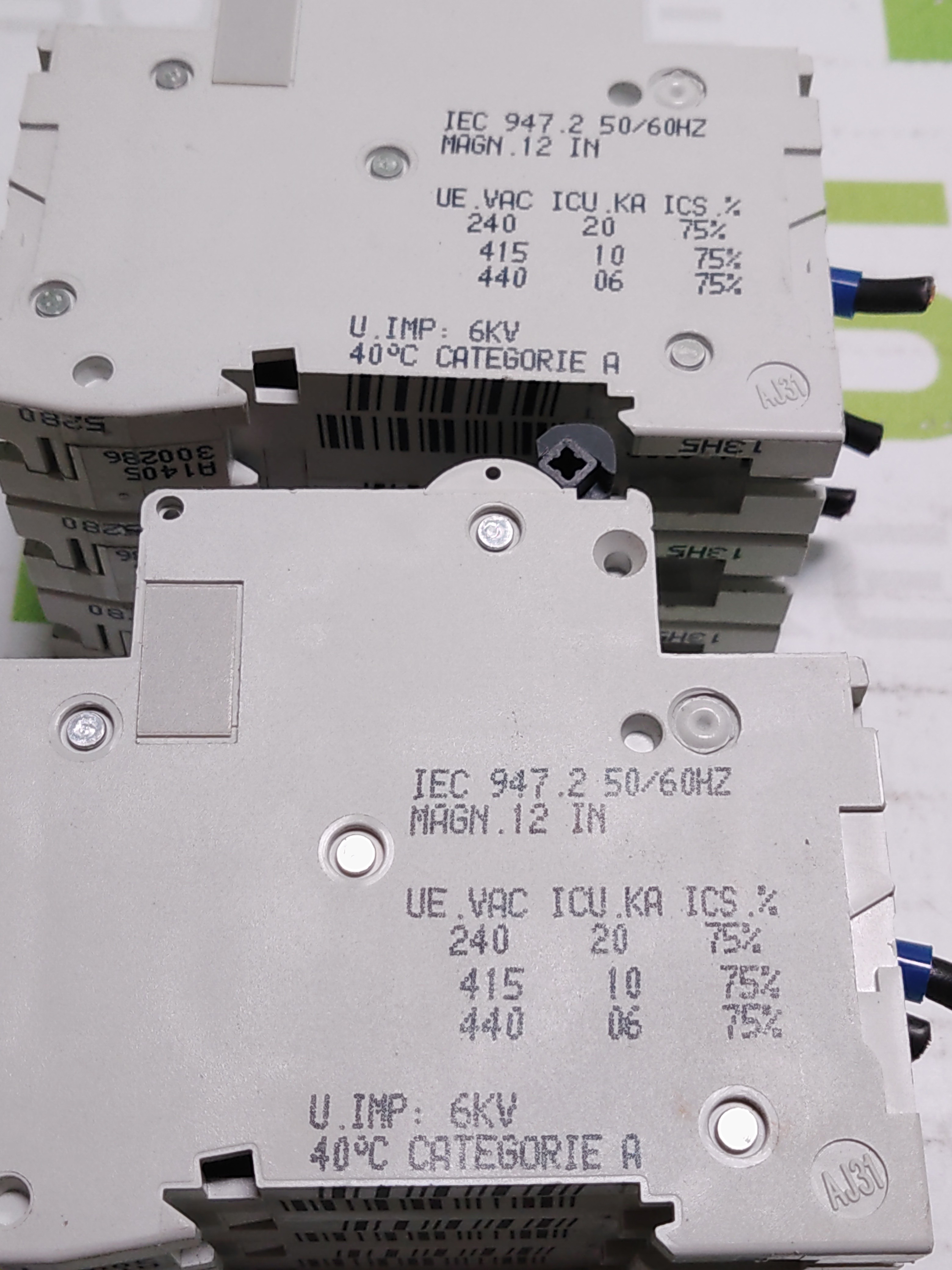 Used MERLIN GERIN MULTI9 C60N D16A 3 POLE CIRCUIT BREAKER 