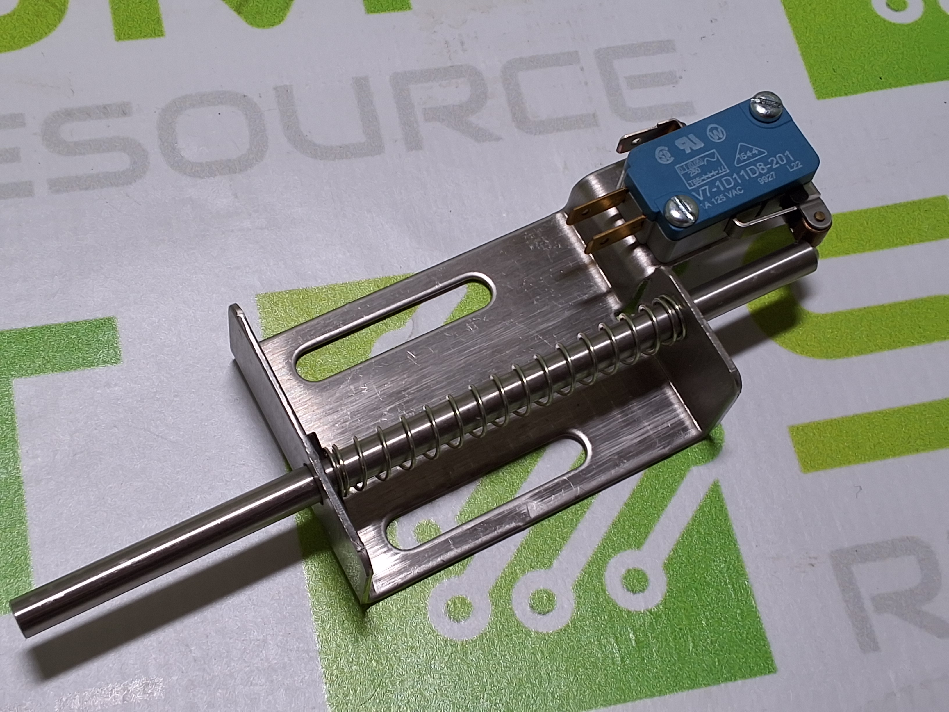 Used UNIVERSAL INSTRUMENTS 44514001 LIMIT SWITCH ASSEMBLY 