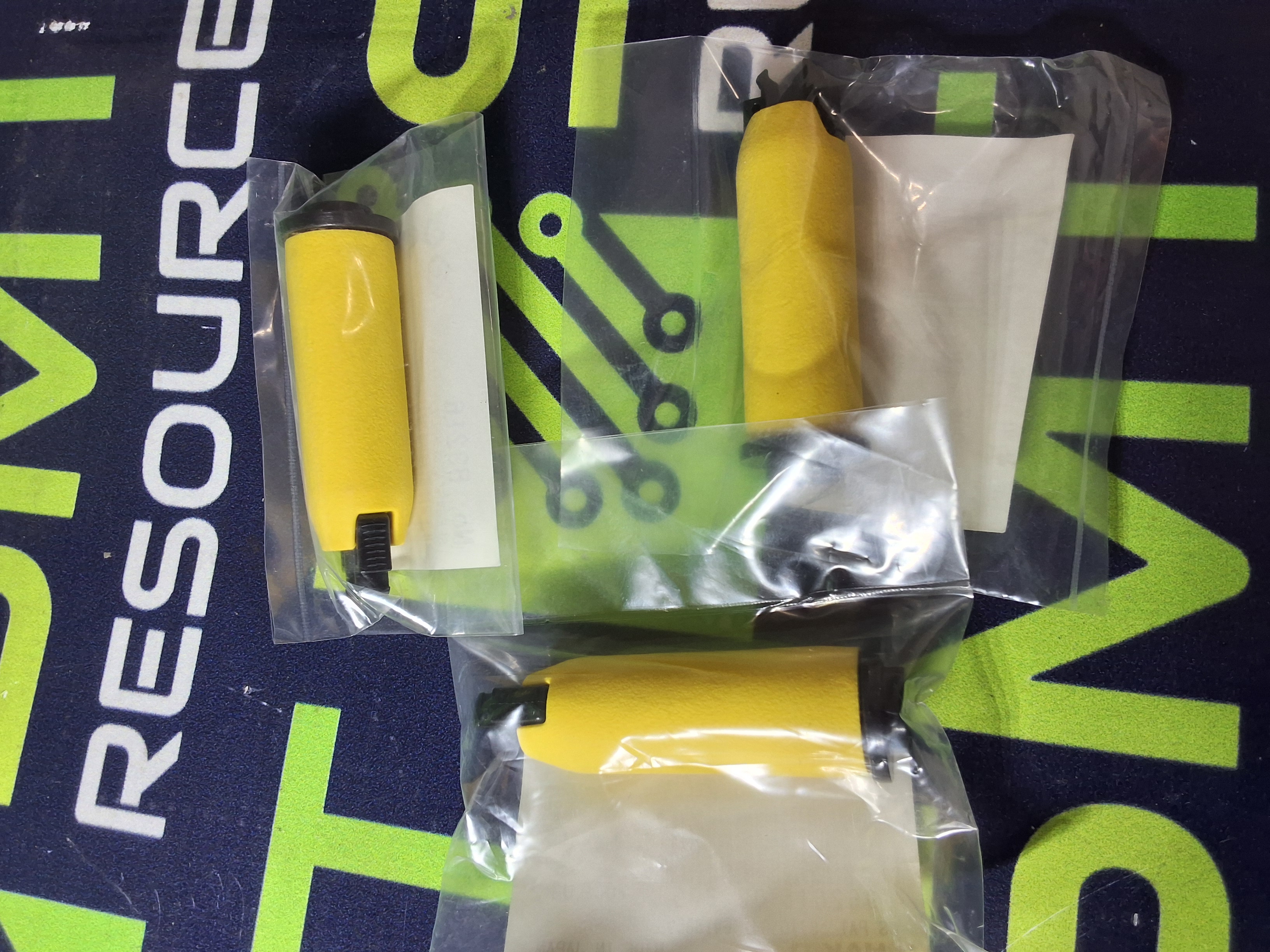 HAKKO B3216 YELLOW REPLACEMENT SLEEVE GRIP - LOT OF 3 - BRAND NEW