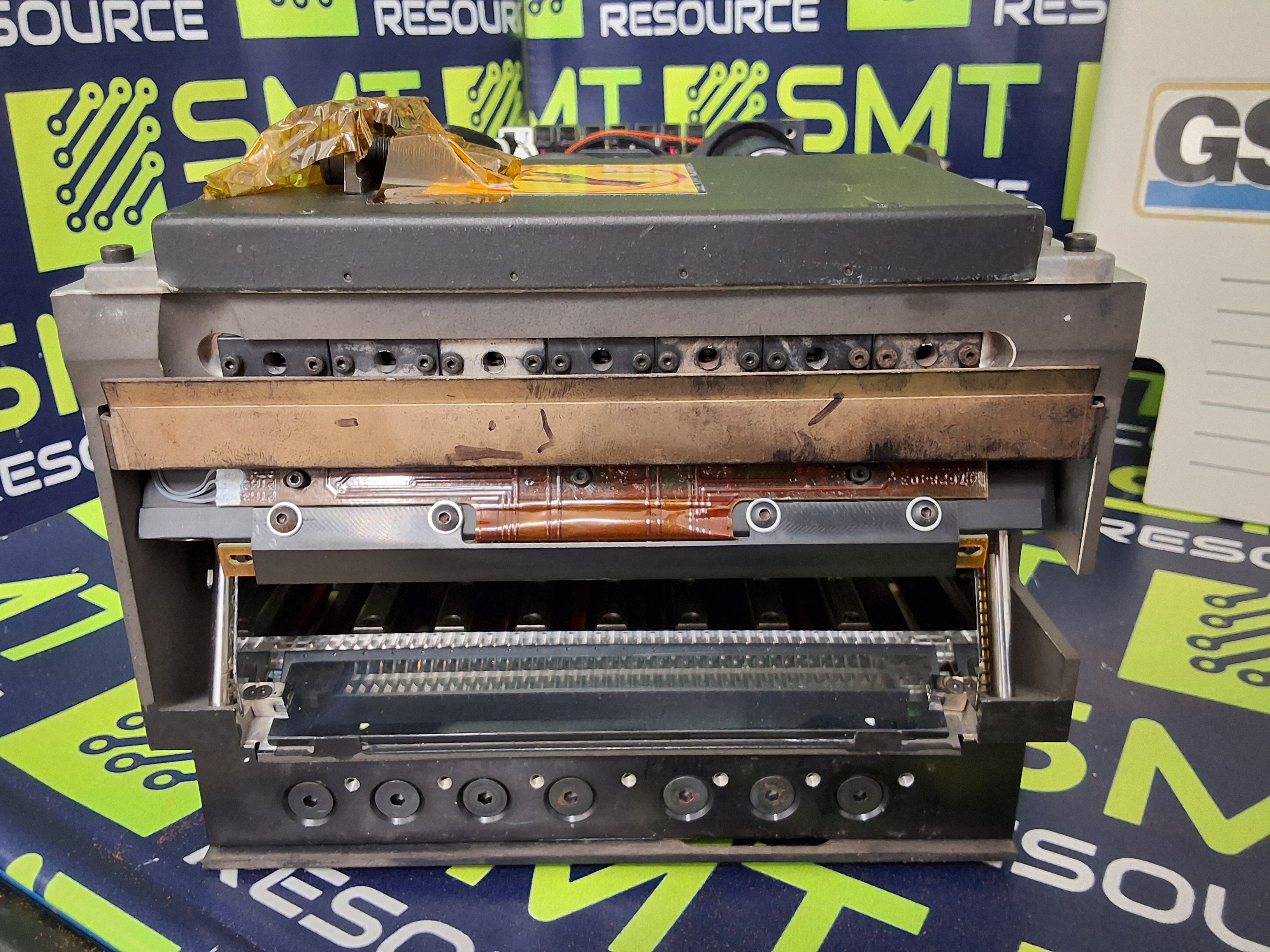 Used UNIVERSAL INSTRUMENTS 47443405 GSM FLEX JET HEAD ASSEMBLY