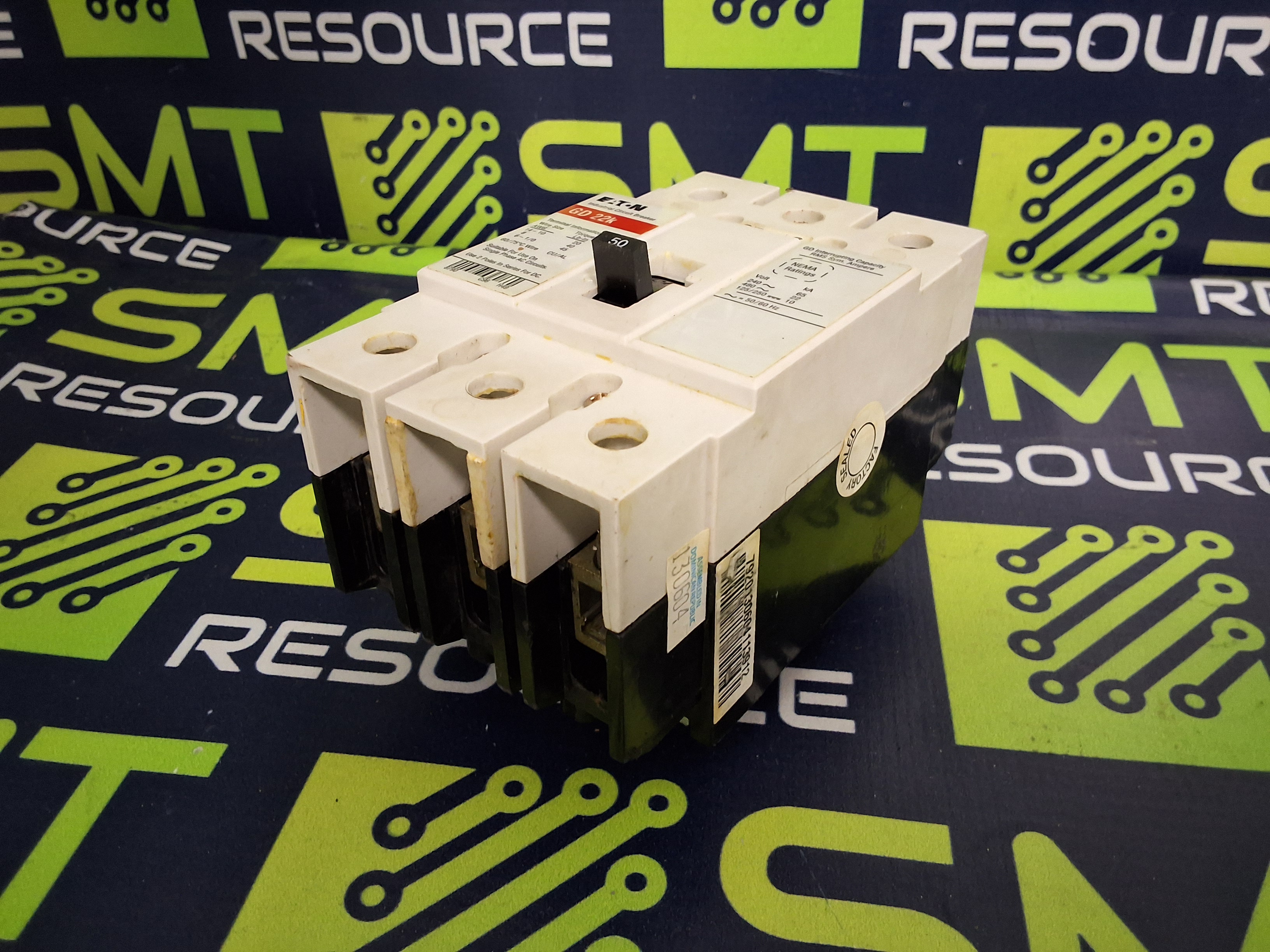 Used EATON GD22k MOLDED-CASE CIRCUIT BREAKER 3-POLE