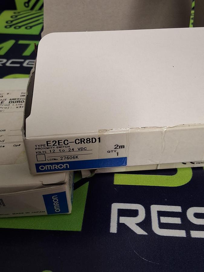 OMRON E2EC-CR8D1 SM PROXIMITY SENSOR SWITCH