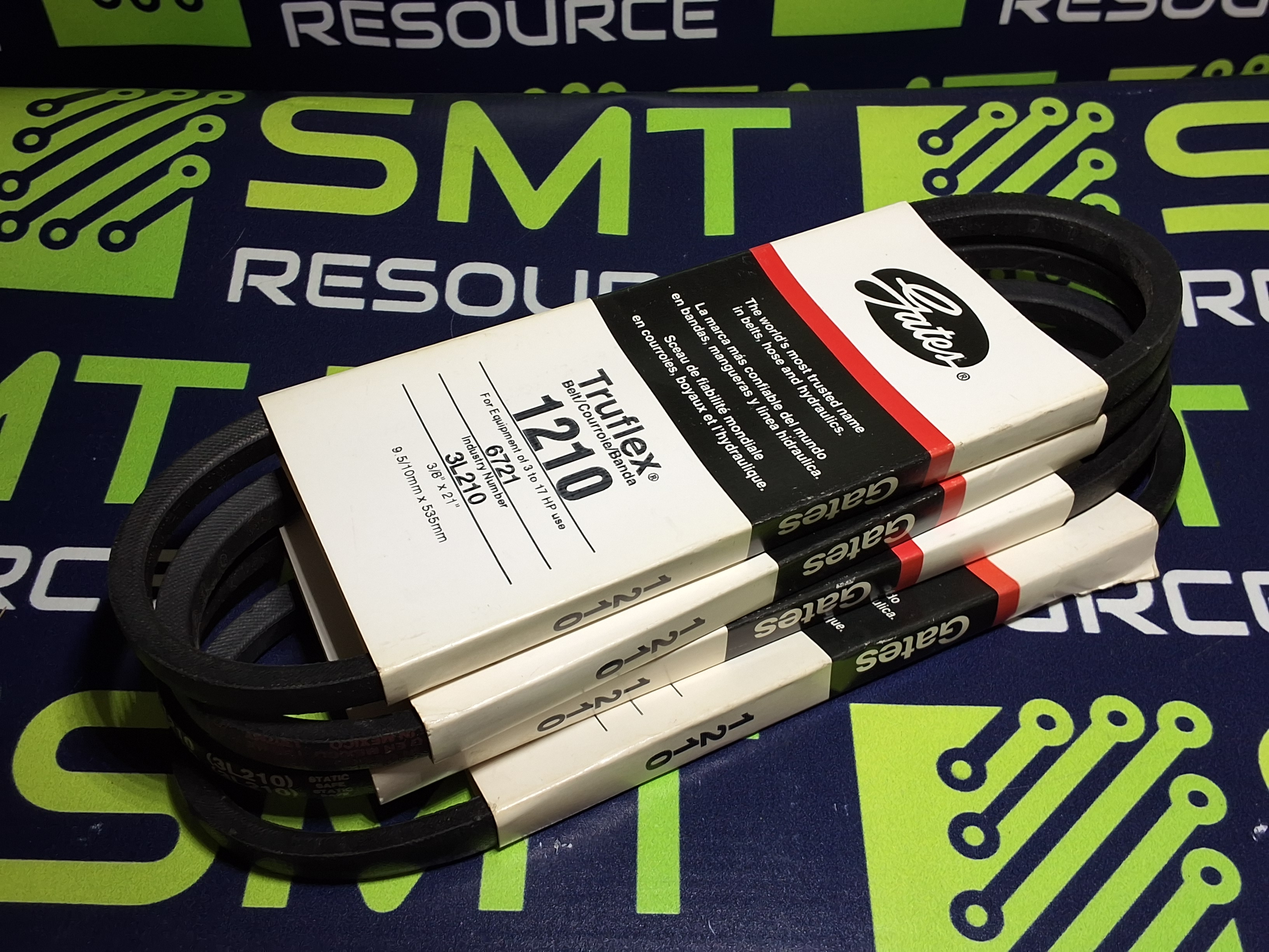 GATES TRUFLEX 1210 BELT 3L210 - LOT OF 4 - BRAND NEW