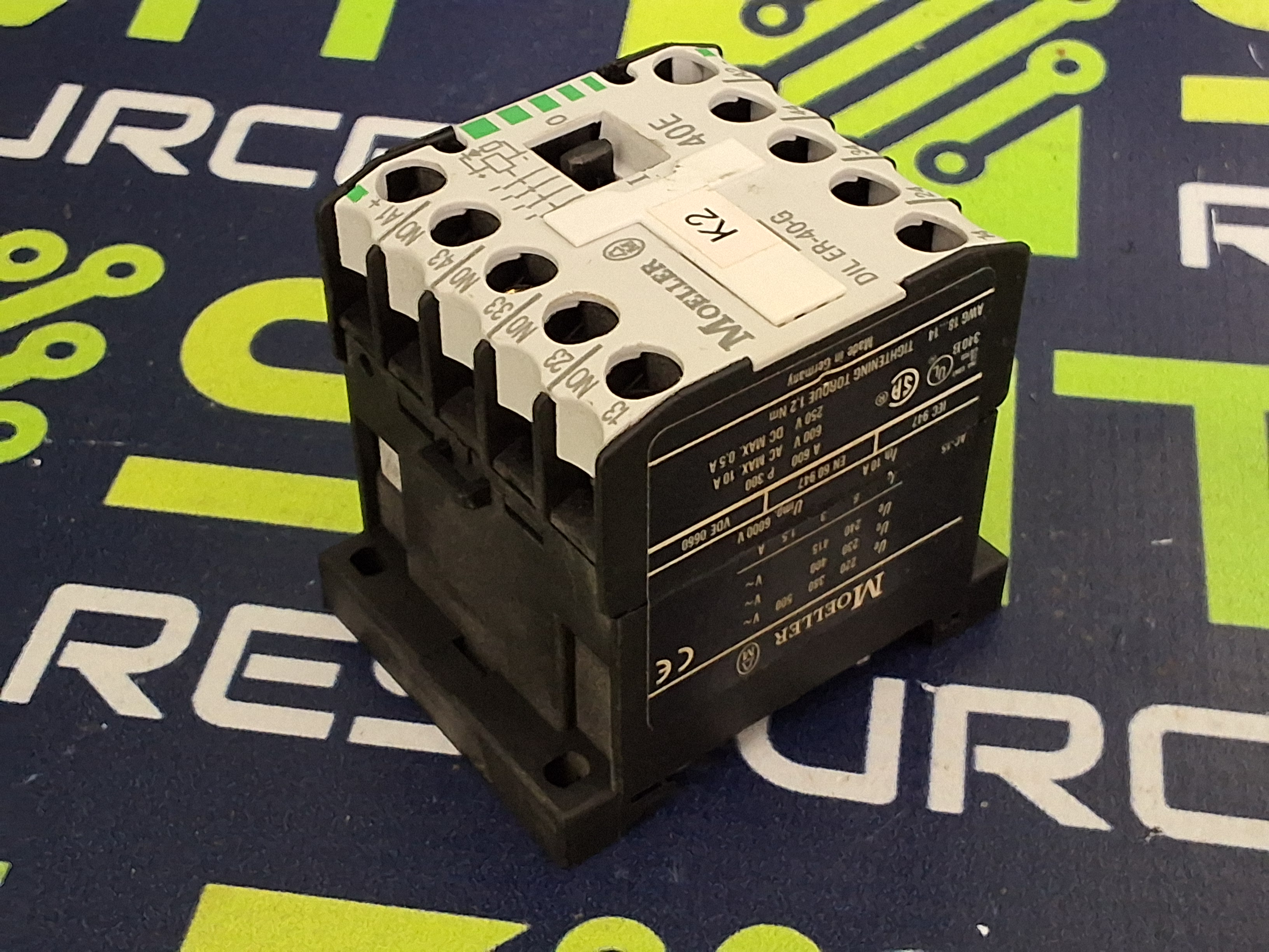 Used MOELLER DIL ER-40-G CONTACTOR RELAY 24VDC