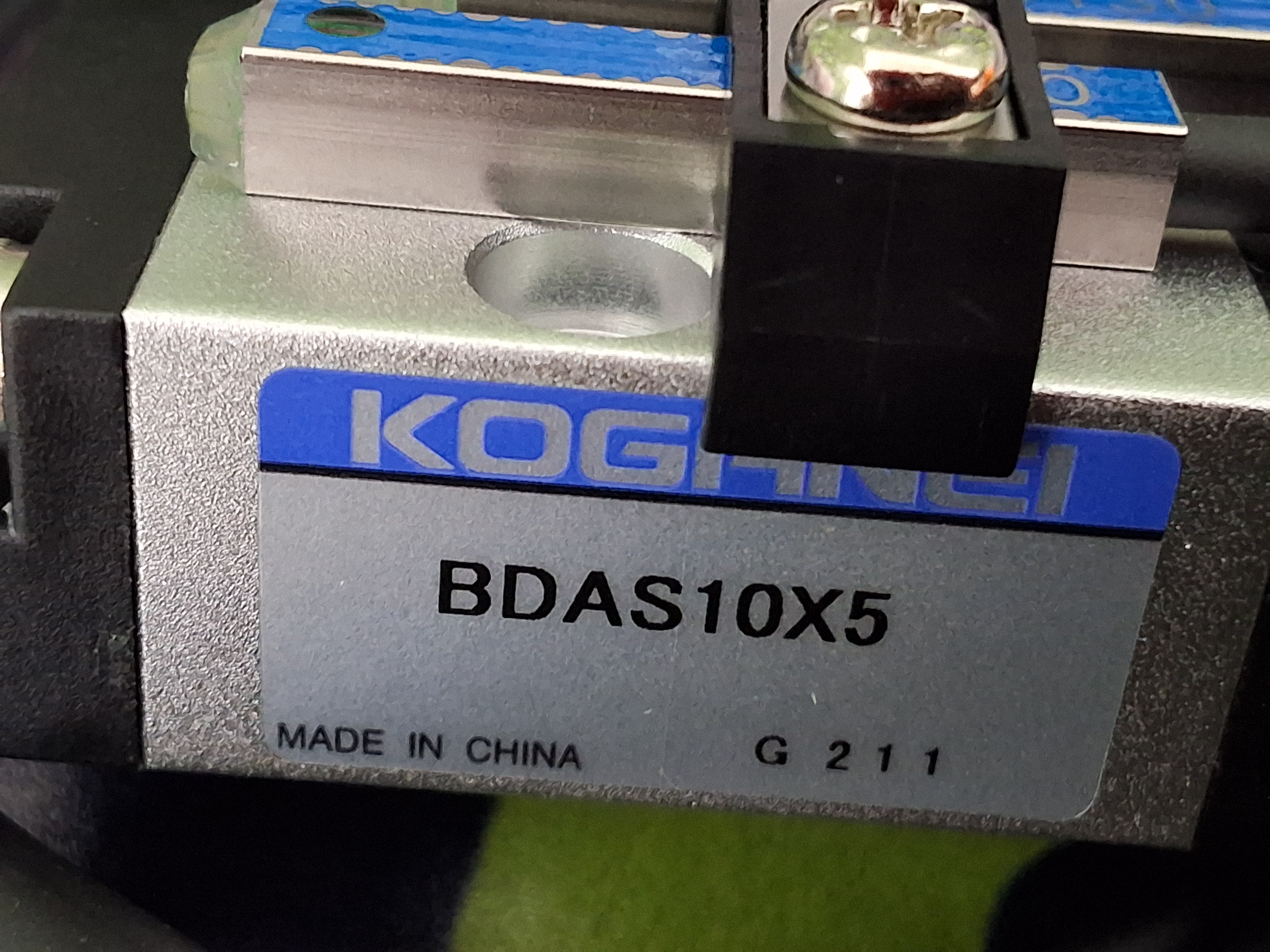 KOGANEI BDAS10X5 COMPACT DOUBLE-ACTING PNEUMATIC AIR CYLINDER WITH CABLE - BRAND NEW