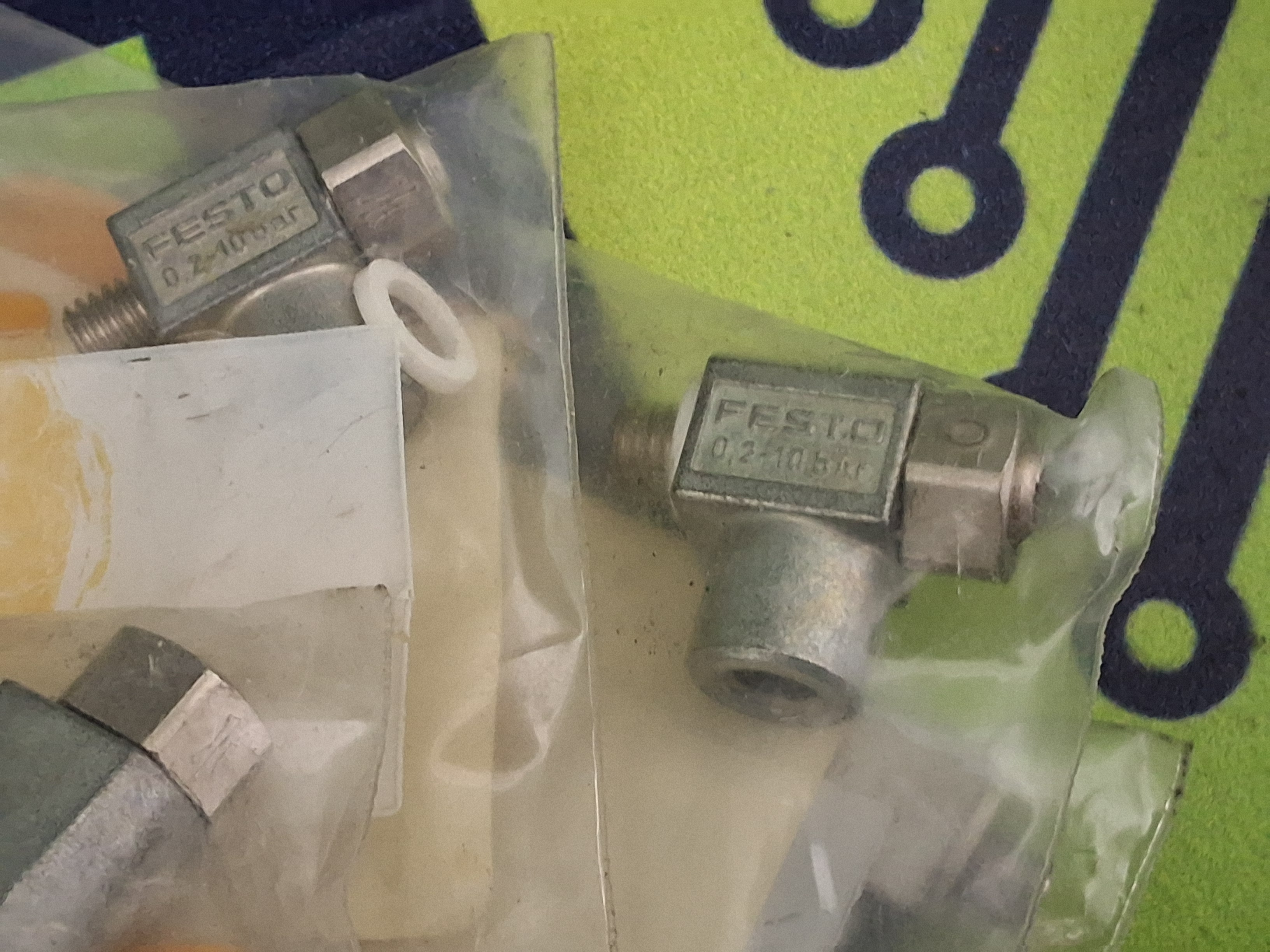 FESTO GRLO-M5 PNEUMATIC FLOW CONTROL VALVE 310542 - LOT OF 5 - BRAND NEW