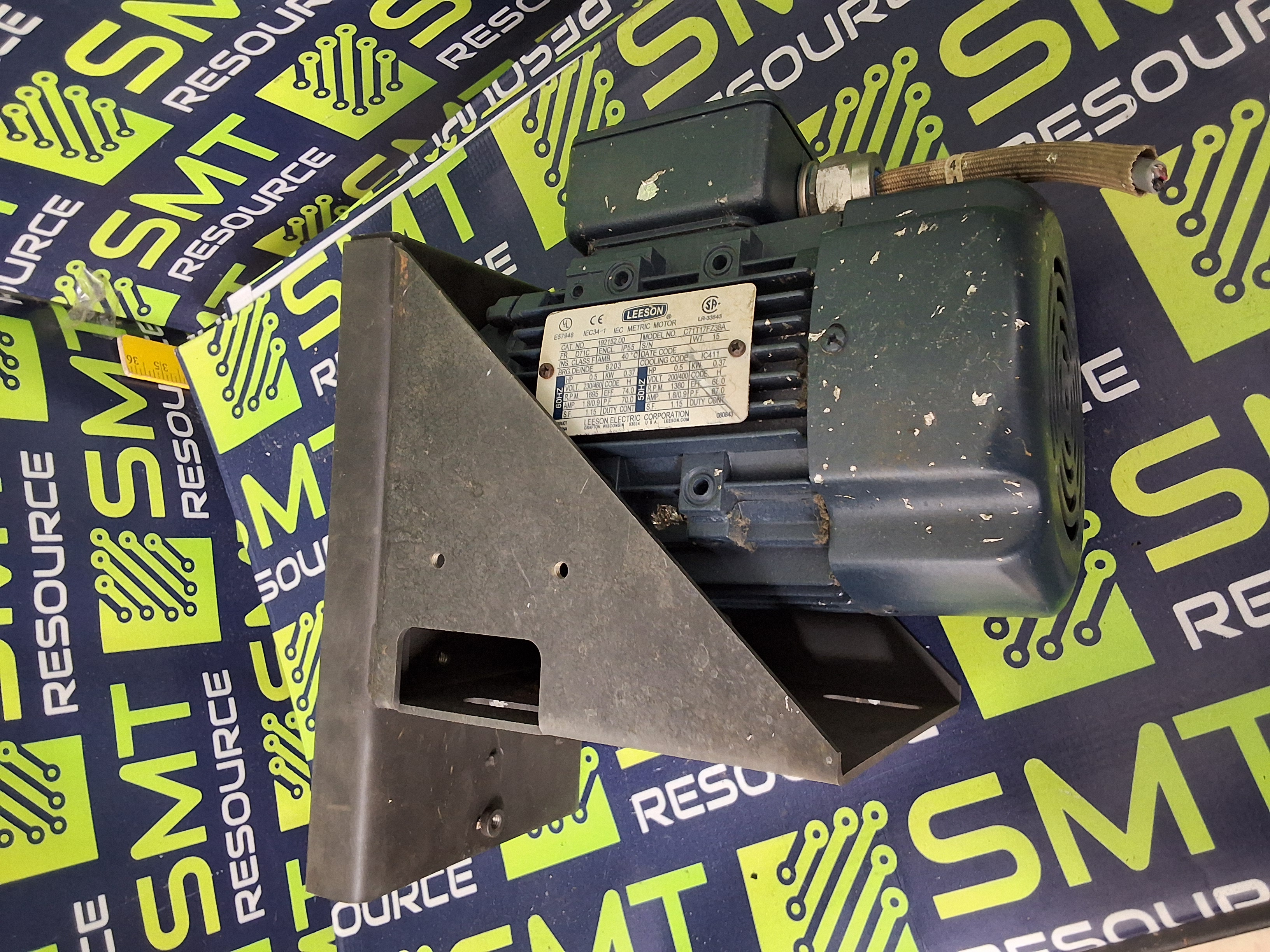 Used LEESON C71T17FZ38A / 192152.00 IEC METRIC MOTOR 60/50Hz