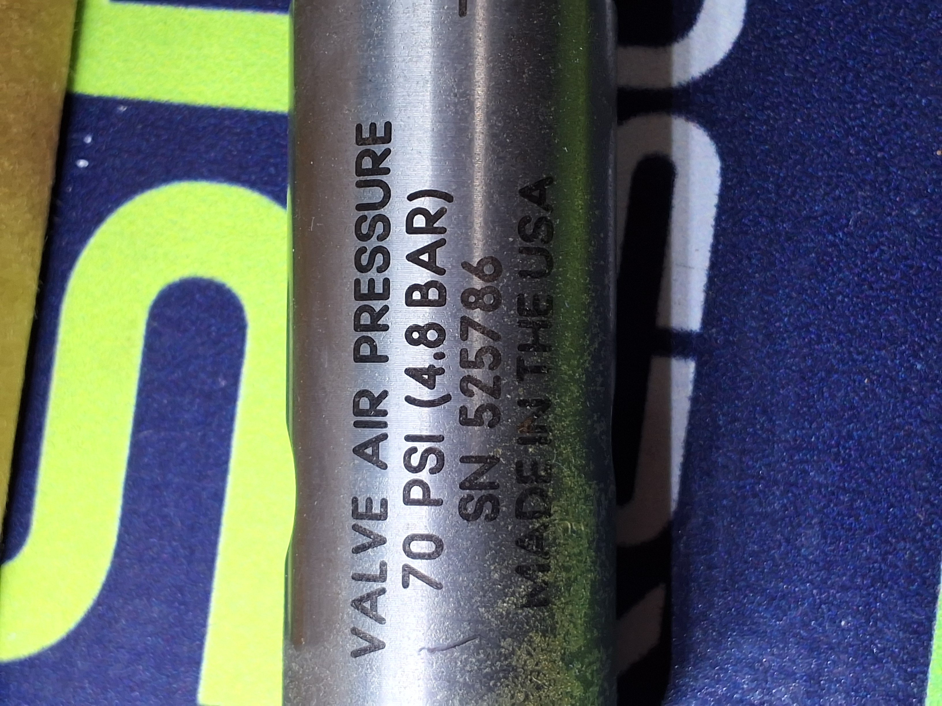 Used NORDSON EFD 781 AIR PRESSURE VALVE ASSEMBLY 70PSI (4.8 BAR) 7021600