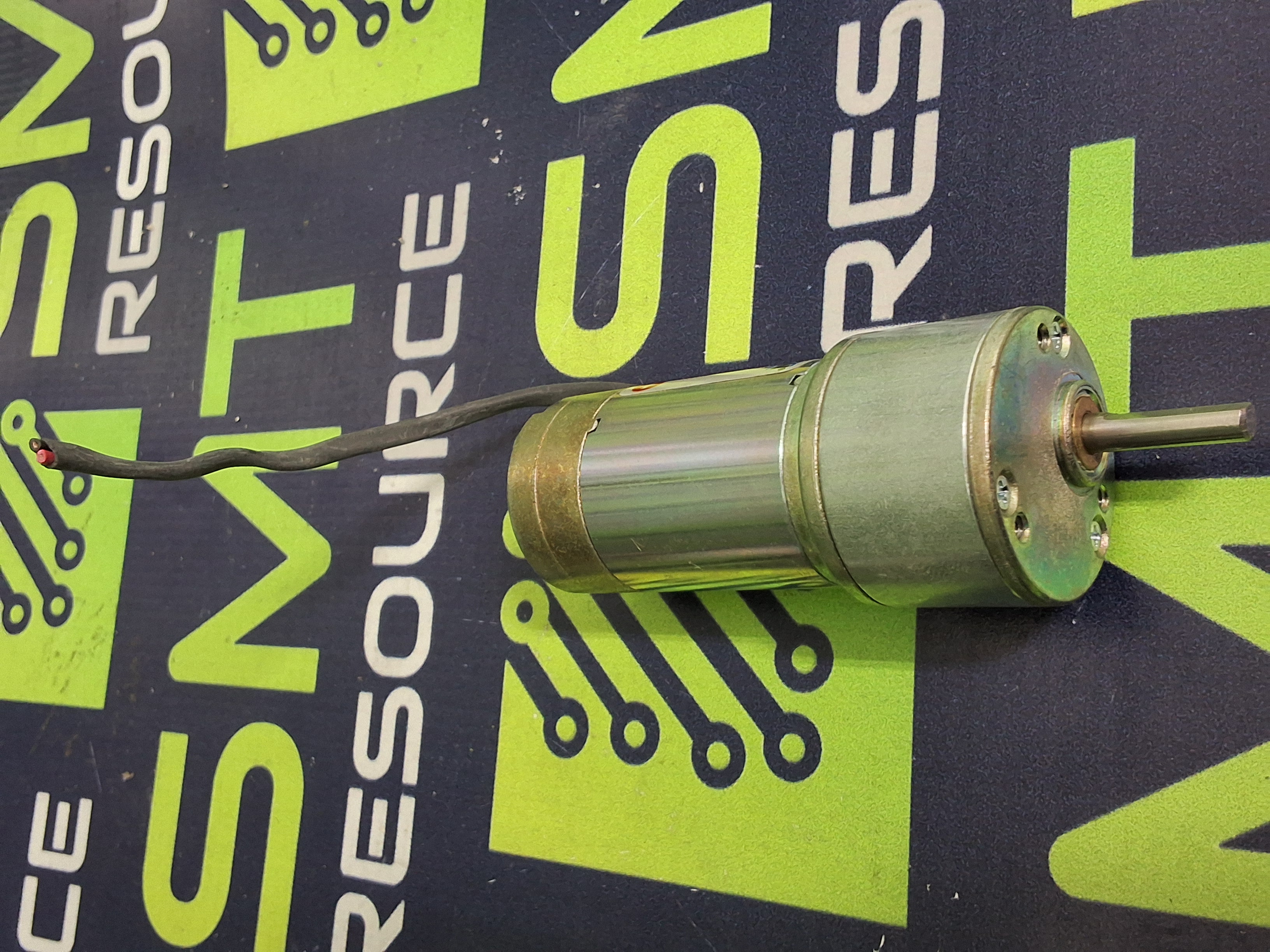 Used AMETEK PITTMAN GM8212-41 GEARMOTOR 19.1VDC 187:1 