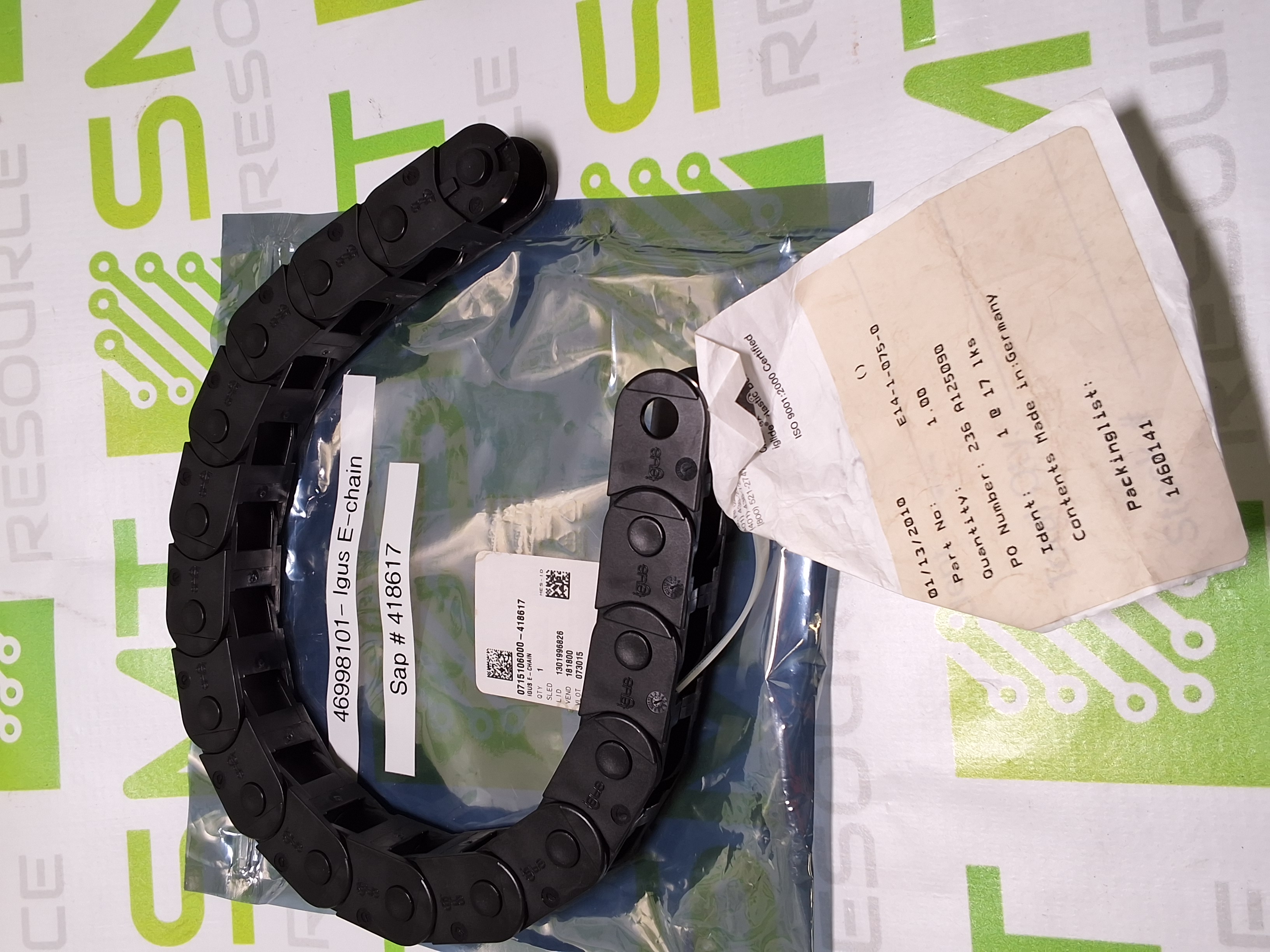 IGUS E14-1-075-0 E-CHAIN - BRAND NEW