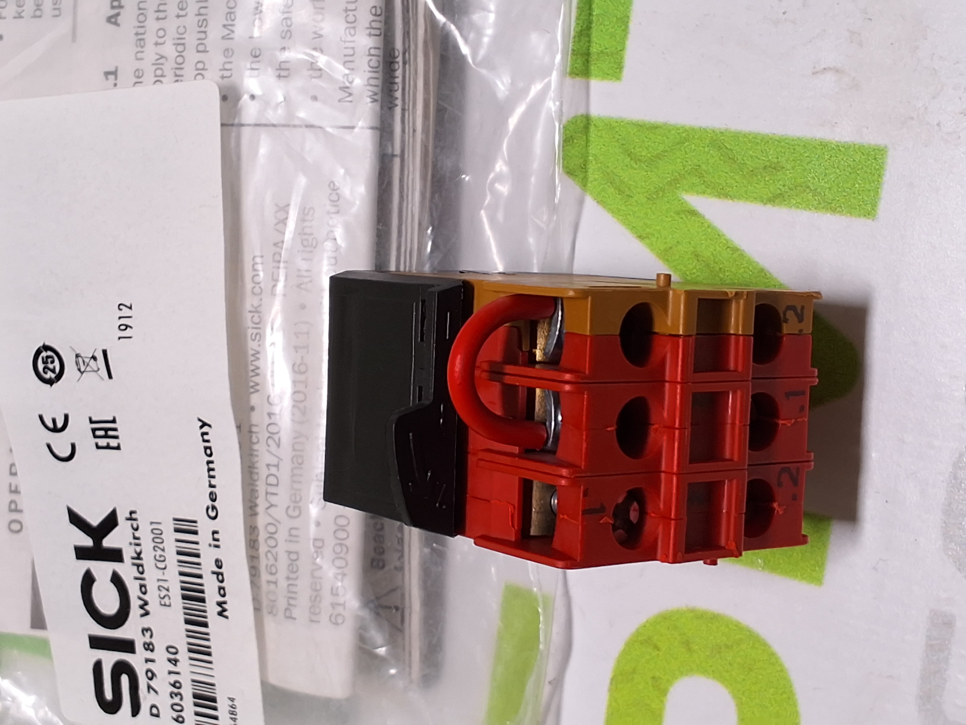 SICK ES21-CS0001 CONTACT BLOCK ES21-CS1000 6036137 - NEW