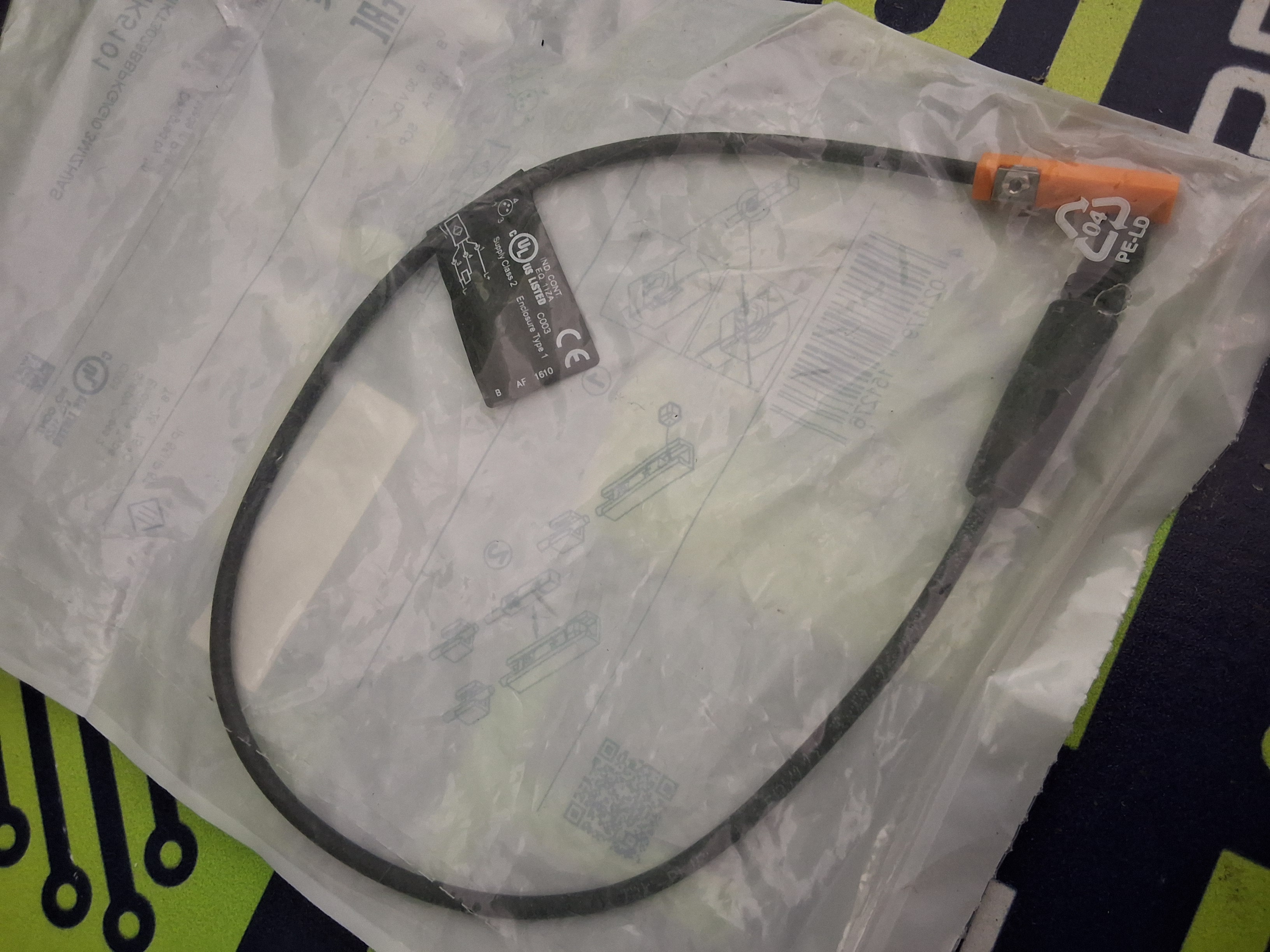 IFM ELECTRONIC MK5101 MAGNETIC SENSOR MKT3028BBPKG/G/0,3M/ZH/AS - BRAND NEW