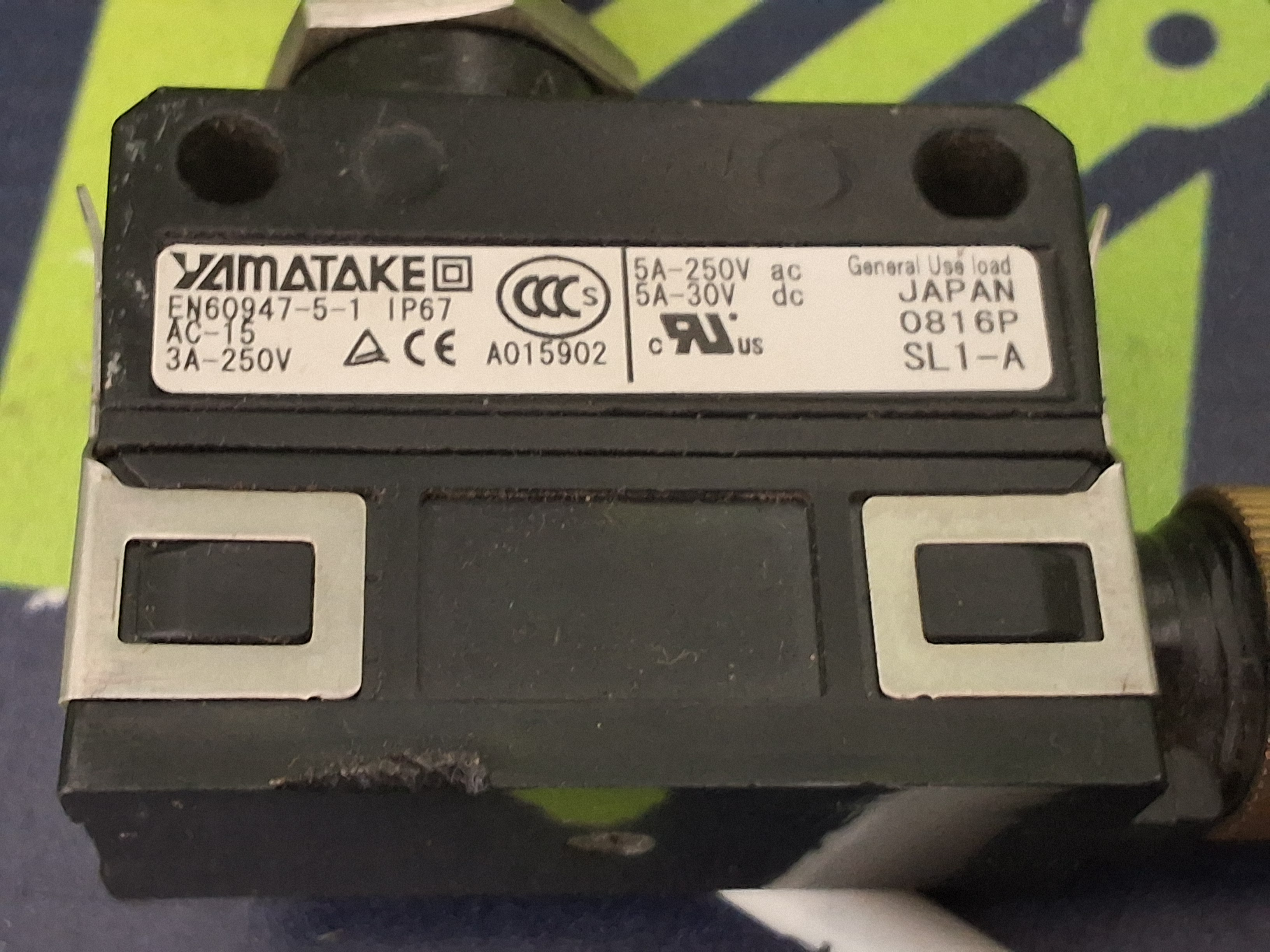 Used YAMATAKE EN60947-5-1 LIMIT SWITCH