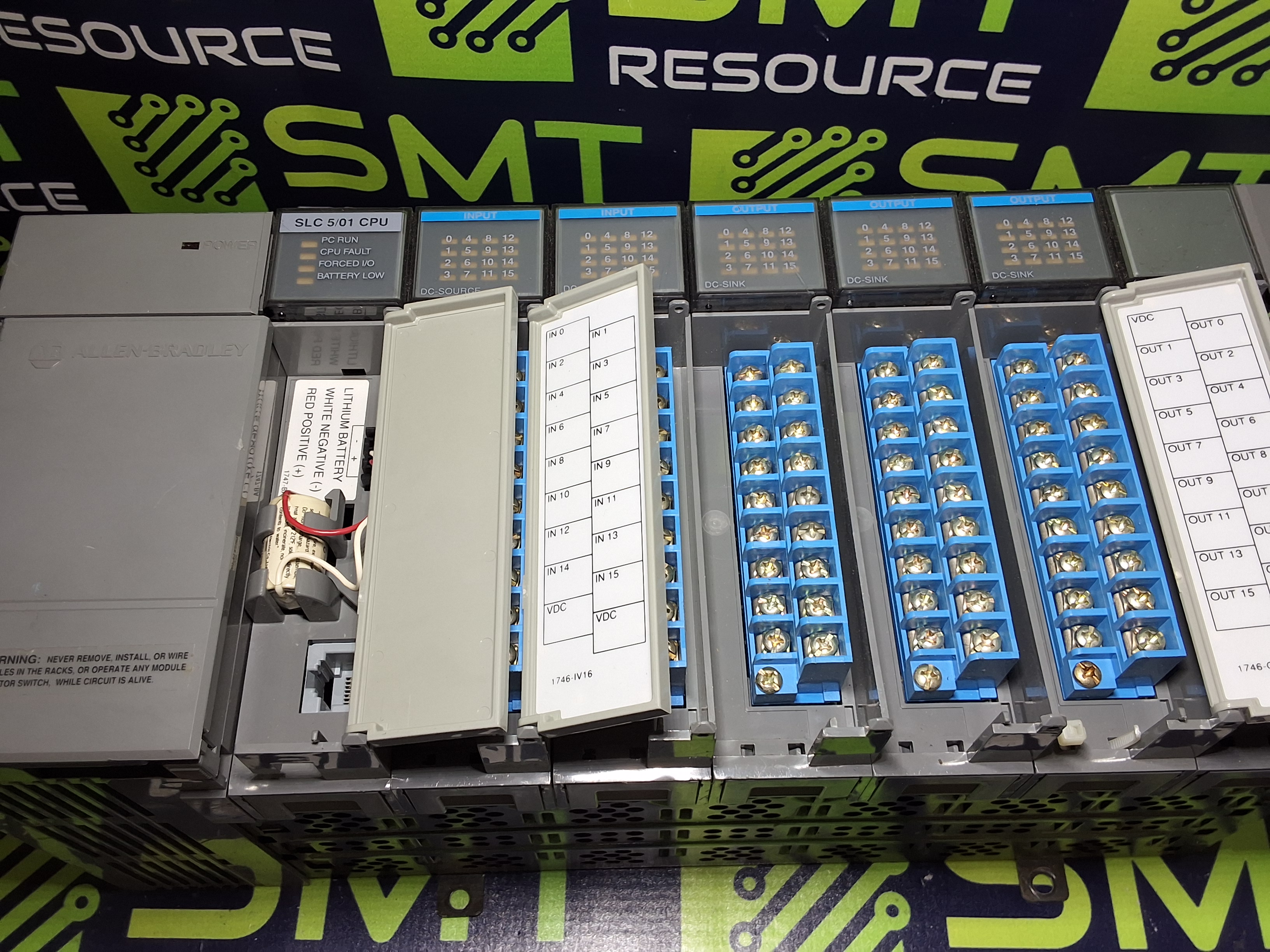 Used ALLEN BRADLEY SLC 500 7-SLOT RACK DC POWER SUPPLY SLC 5/01 CPU MODULE 1746-A7