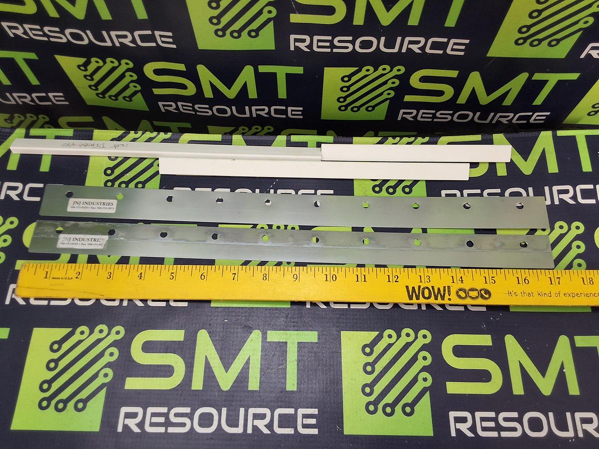 Used DEK JNJ INDUSTRIES DFMBO-440 METAL SCREW-MOUNT SQUEEGEE BLADE SET 440mm