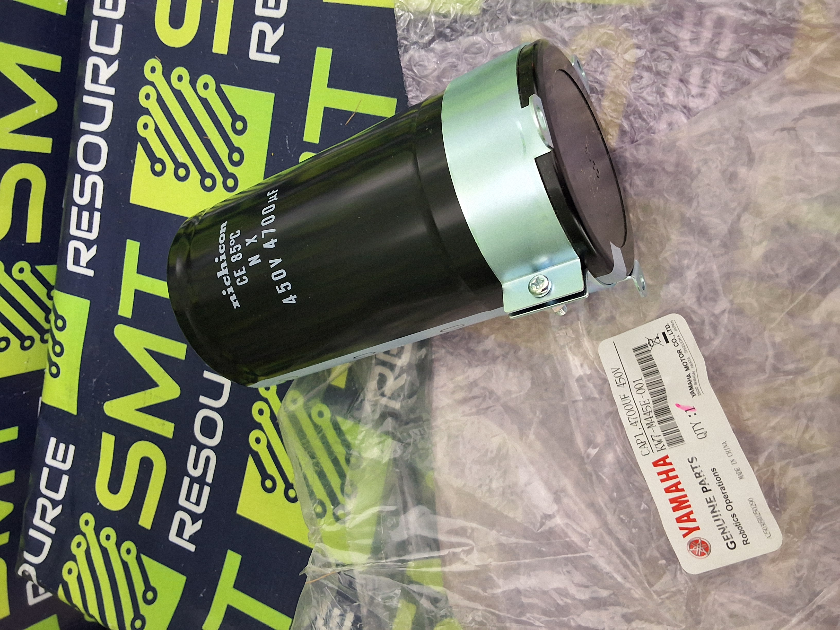nichicon 85°C NX Series 450V 4700µF YAMAHA KW7-M445E-001 Electrolytic Capacitor - BRAND NEW