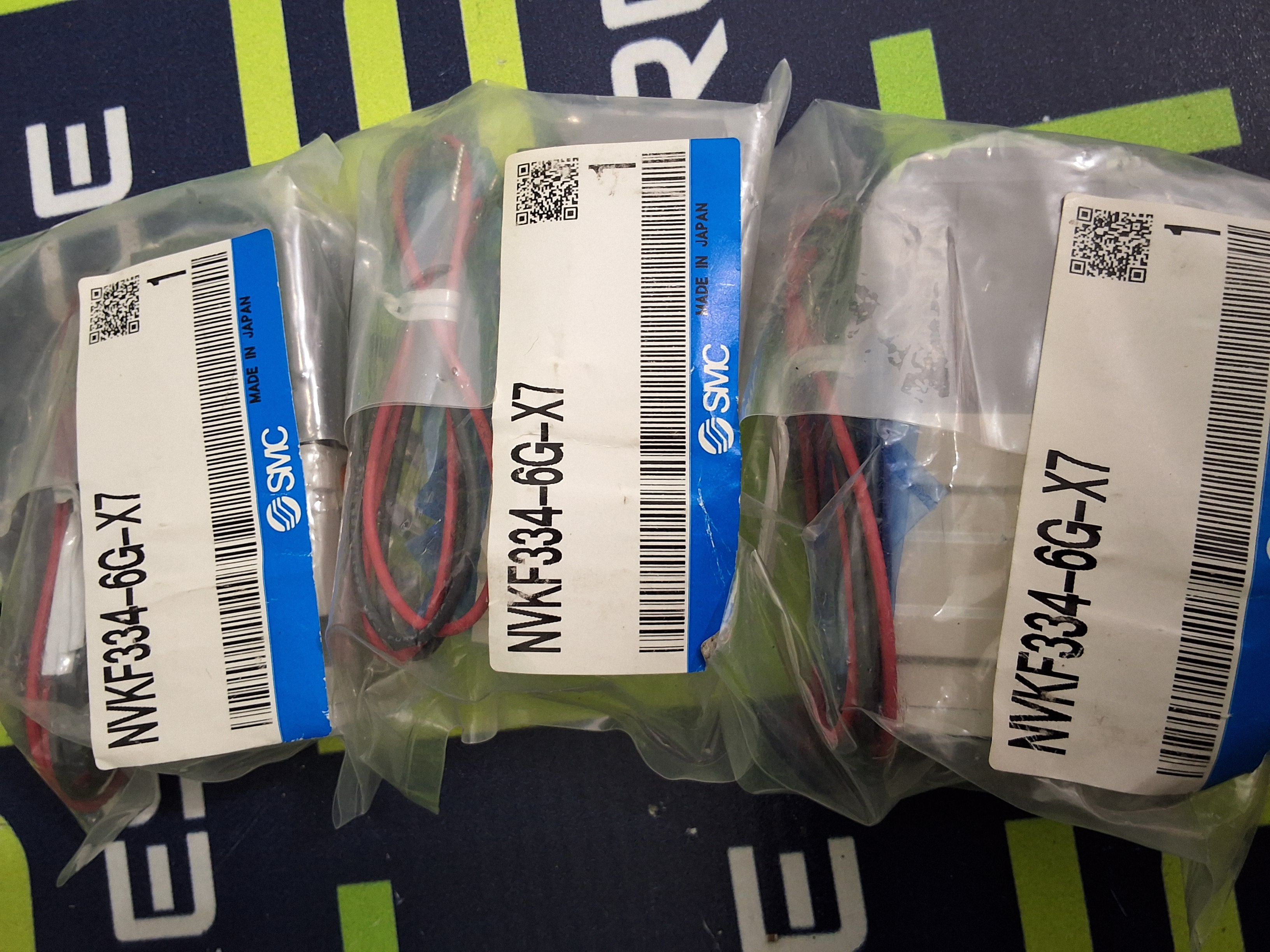 SMC NVKF334-6G-X7 DIRECT-ACTING 3-PORT SOLENOID VALVE - BRAND NEW