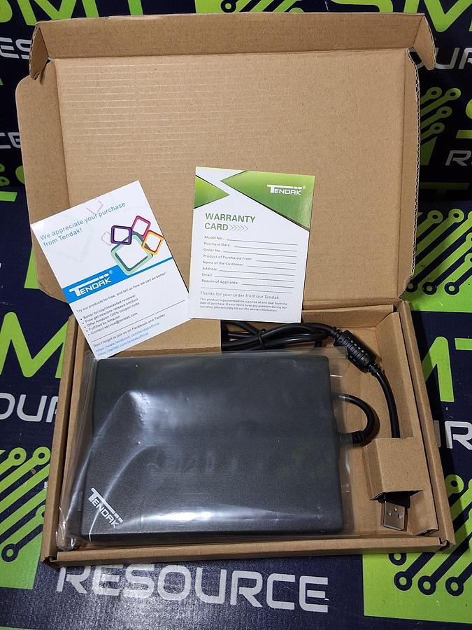 TENDAK 19308801-19 USB PORTABLE DISKETTE DRIVE - BRAND NEW