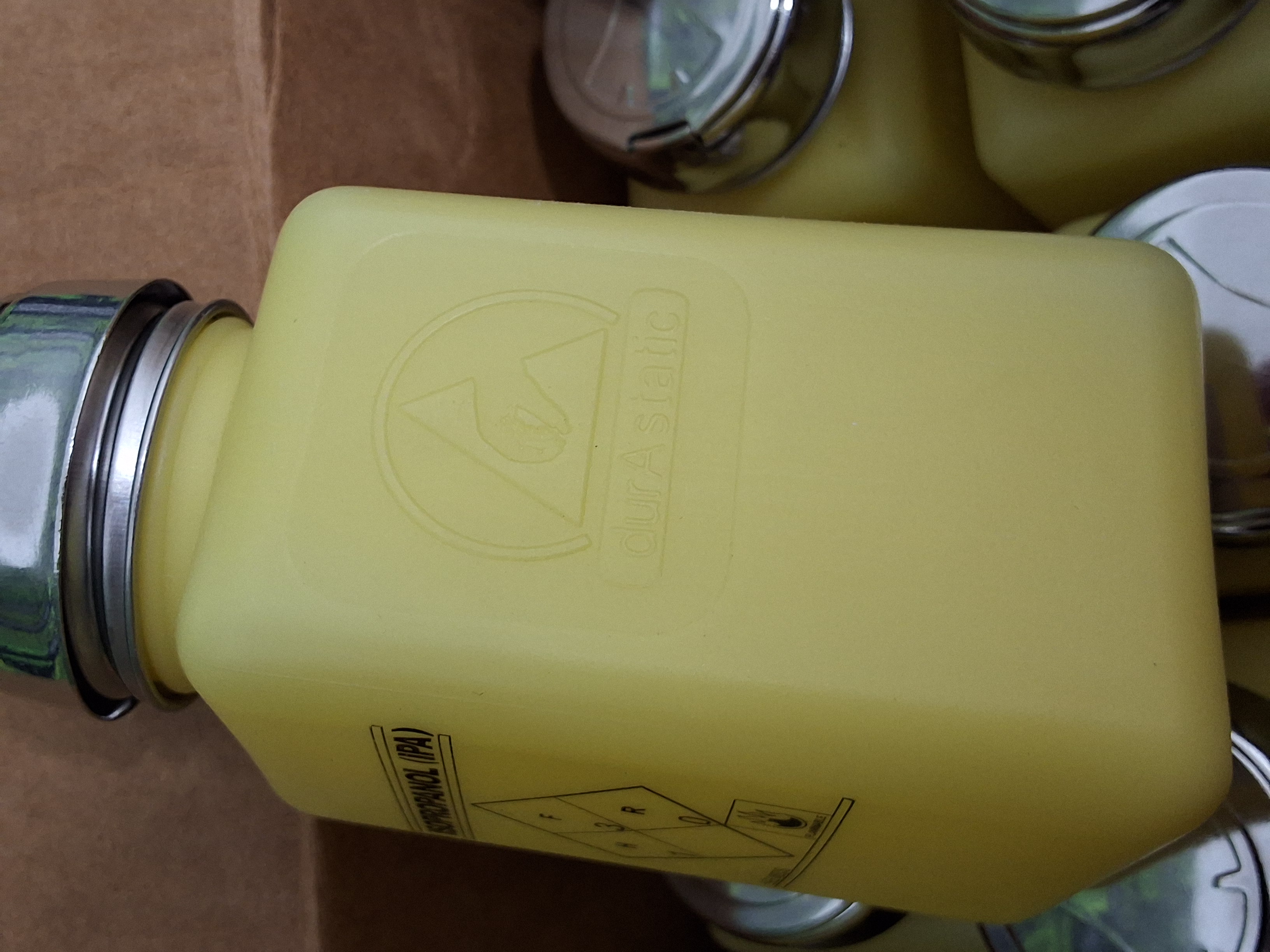 Used MENDA 6oz ONE-TOUCH LIQUID DISPENSER PUMP - BRAND NEW