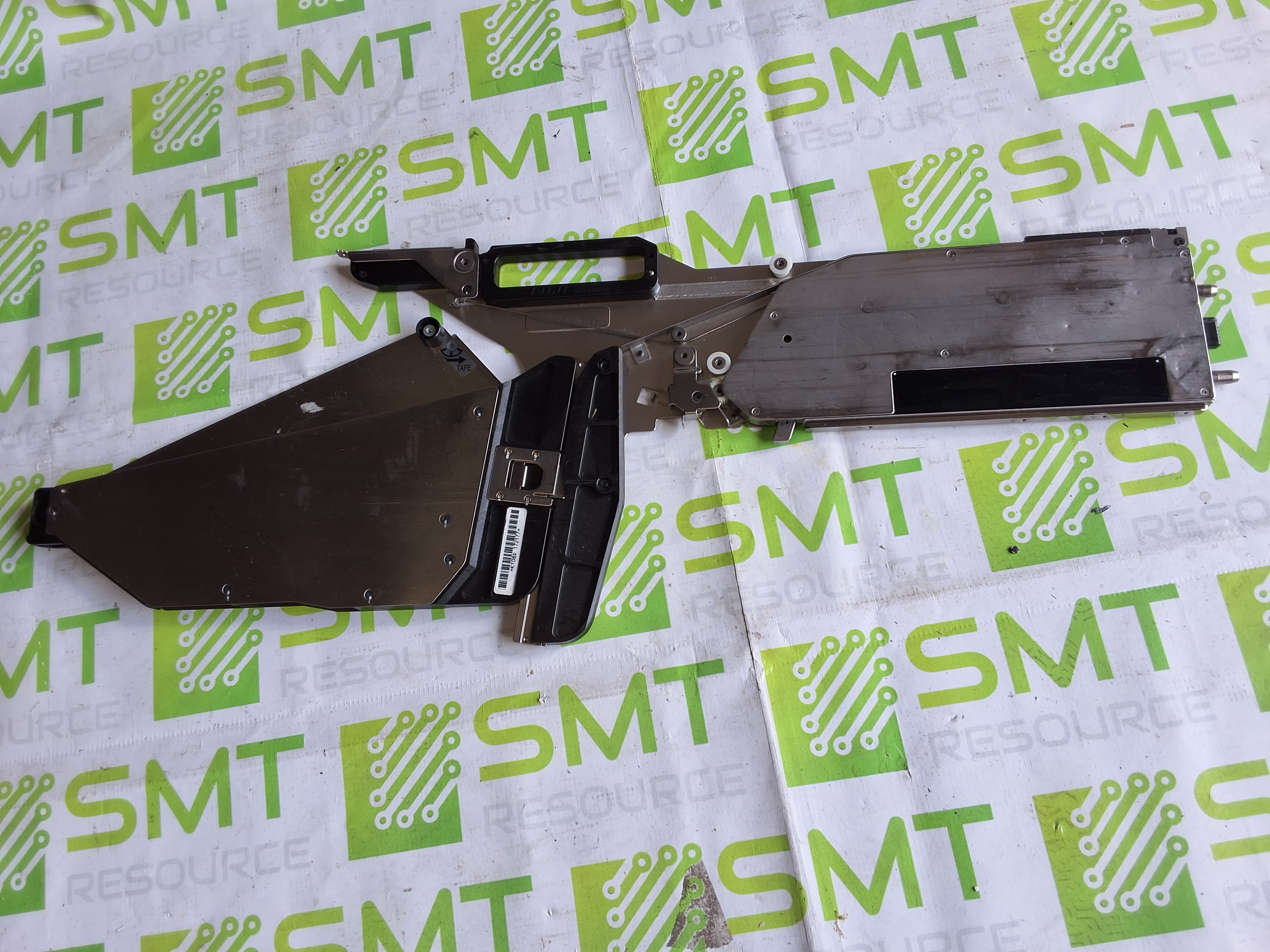 Used FUJI NXT KT08D 8mm TAPE AUTO-LOADING FEEDER (W08)