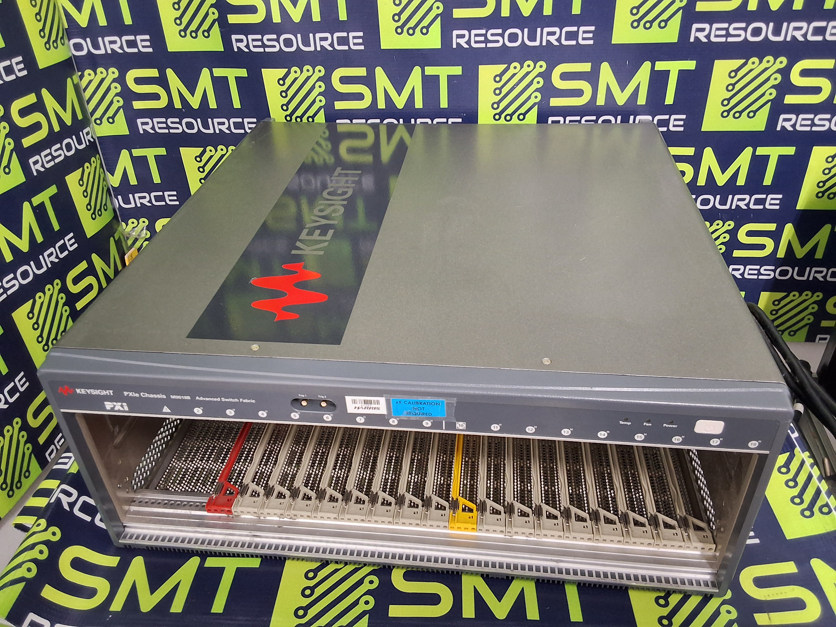 Used KEYSIGHT PXIe CHASSIS M901B ADVANCE SWITCH FABRIC 18-SLOT 1300W
