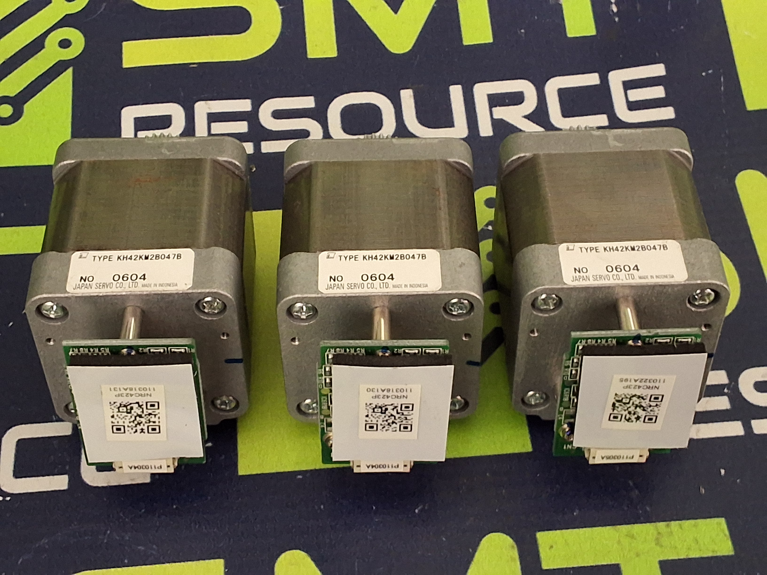 Used JAPAN SERVO CO. KH42KM2B047B 2-PHASE STEPPER MOTOR NO 0604 WITH GEARHEAD