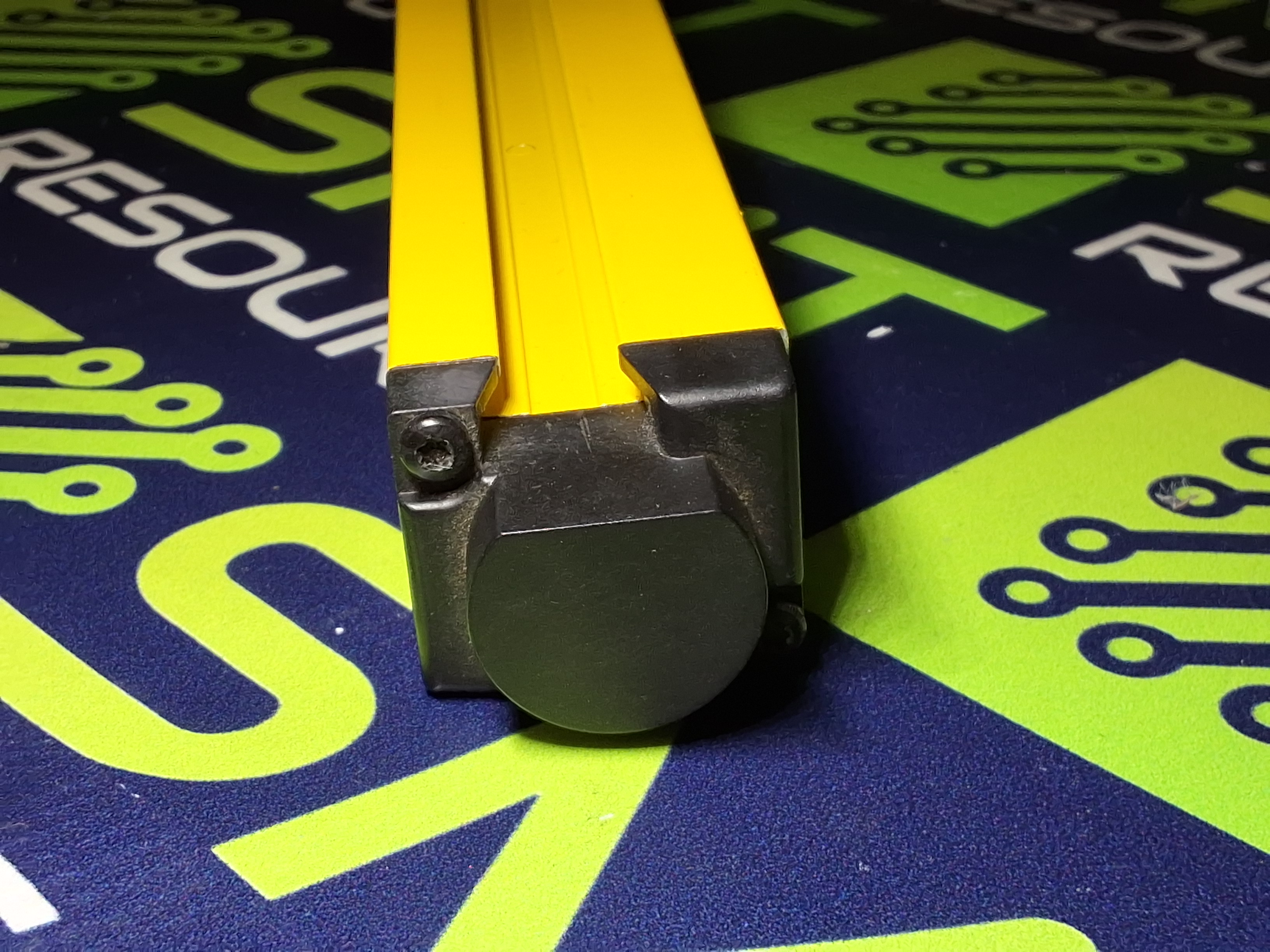 Used SICK C41S-0601AA300 MICRO SAFETY LIGHT CURTAIN 