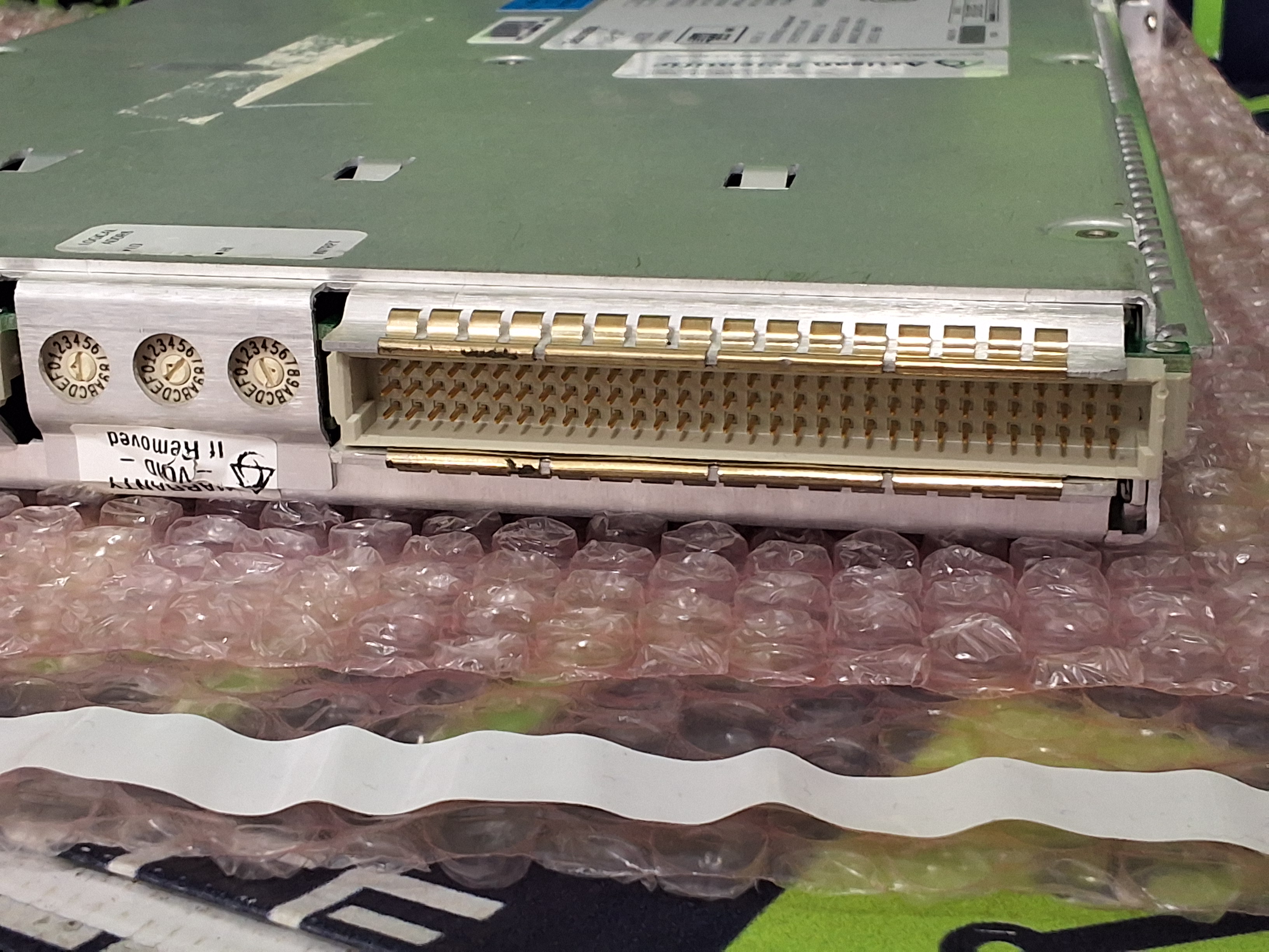 Used TEKTRONIX SUREPATH VX4330 HIGH-DENSITY 120-CHANNEL RELAY MULTIPLEXER & SCANNER MODULE