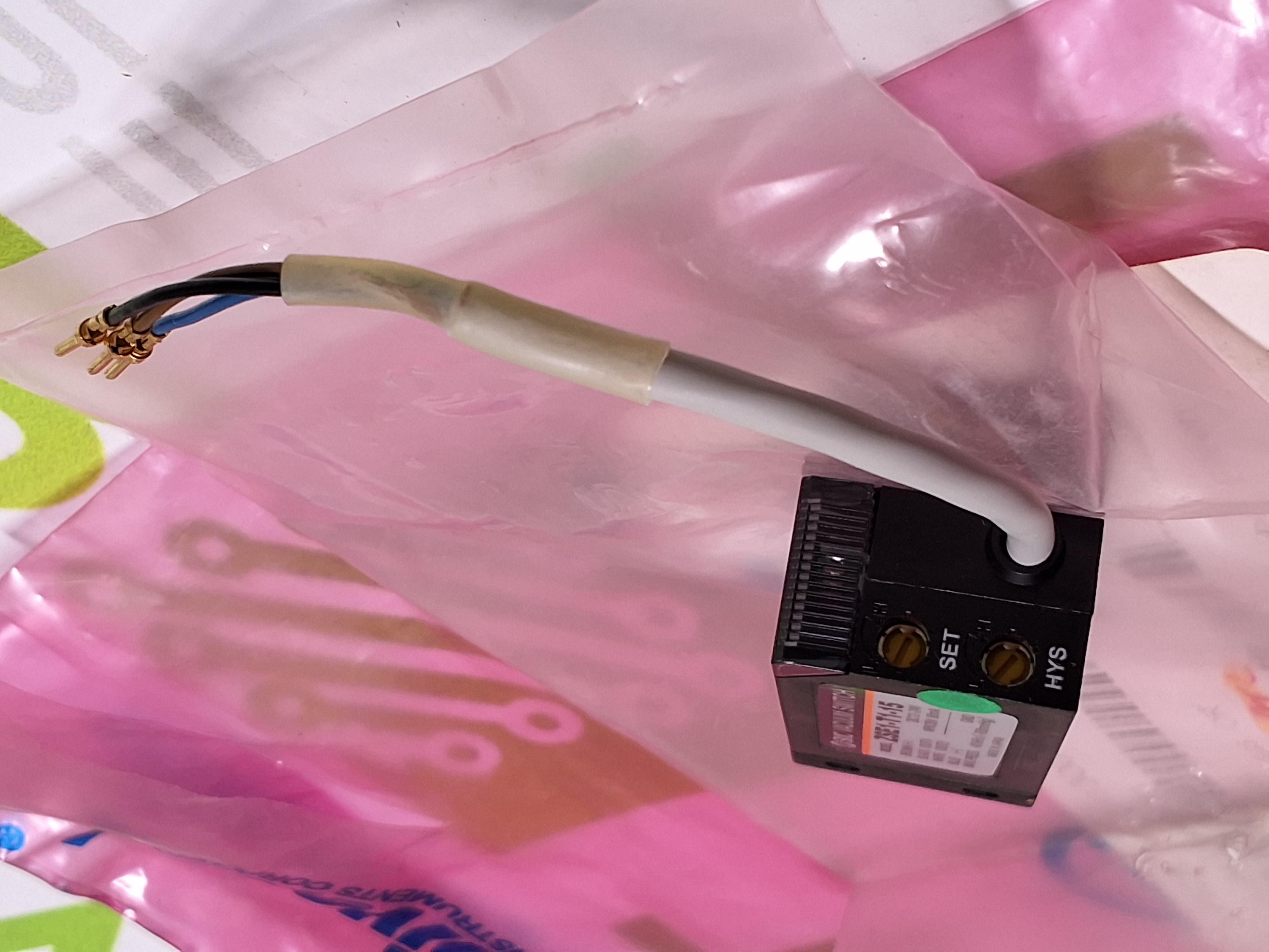 SMC ZSE1-T1-15 VACUUM SWITCH 45175001 - BRAND NEW