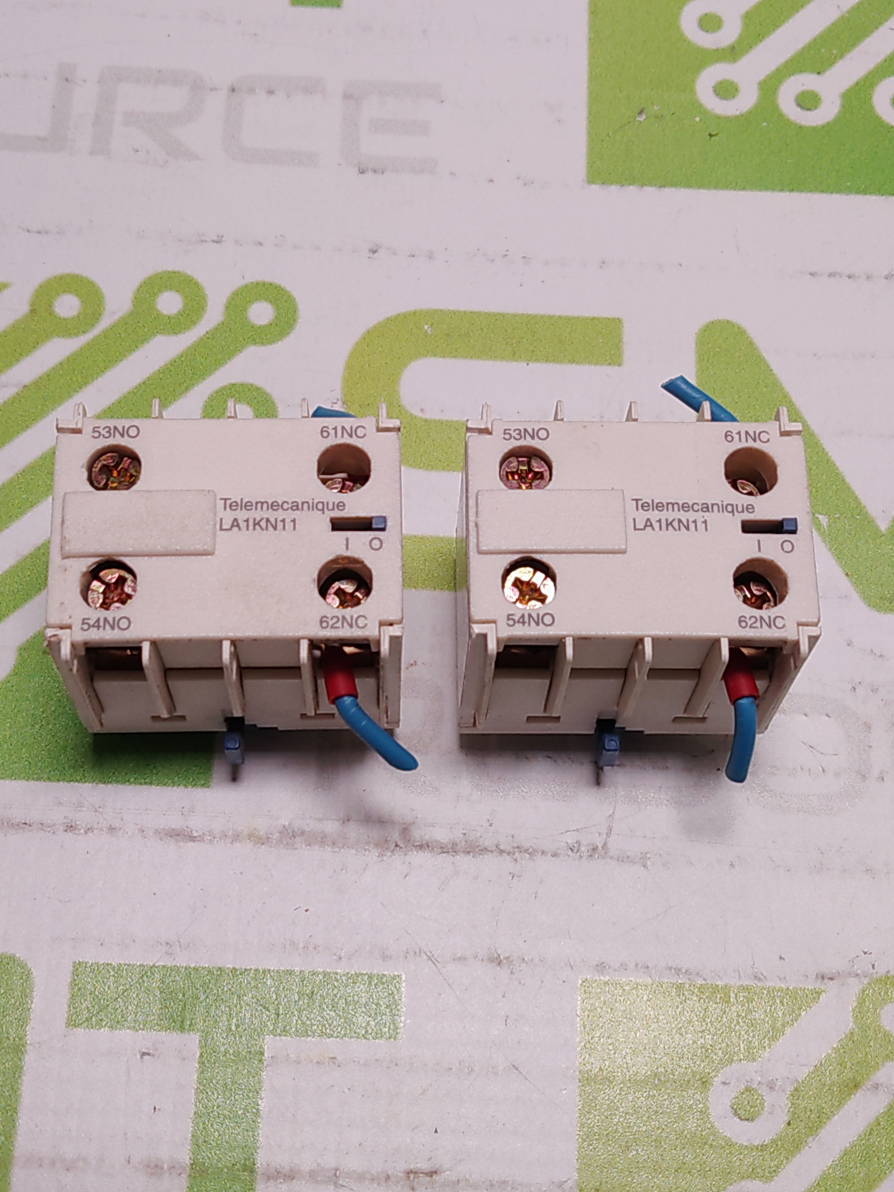 Used SCHNEIDER ELECTRIC LA1KN11 AUXILIARY CONTACT BLOCK   