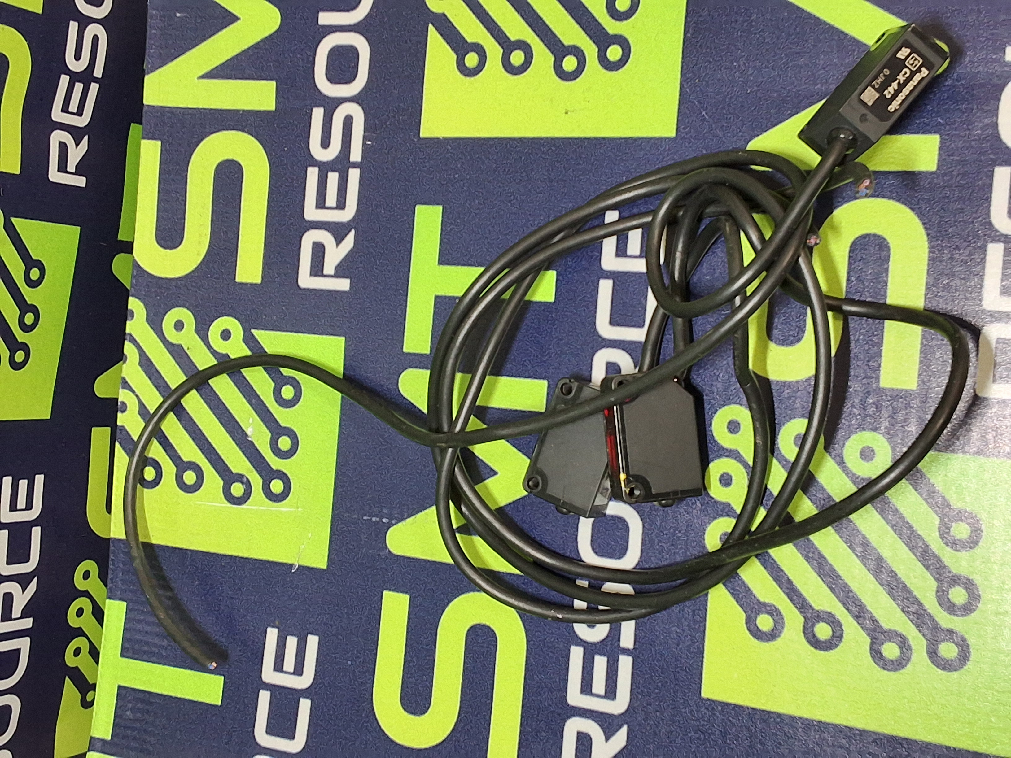 Used PANASONIC CX-442 PHOTOELECTRIC SENSOR SWITCH - LOT OF 3