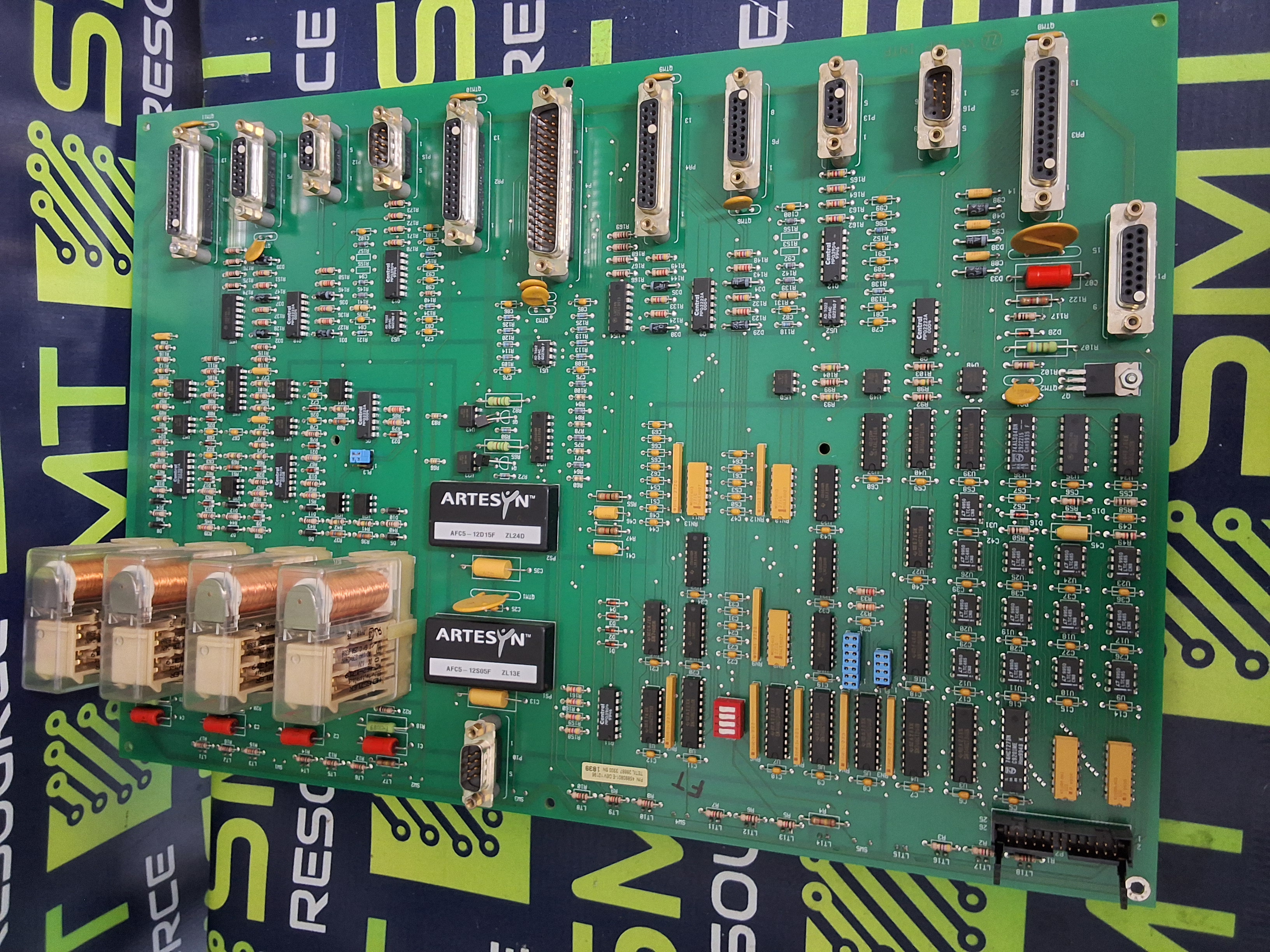 Used UNIVERSAL INSTRUMENTS 46469301 / 45890901 X-Y AMP INTERFACE ASSEMBLY 