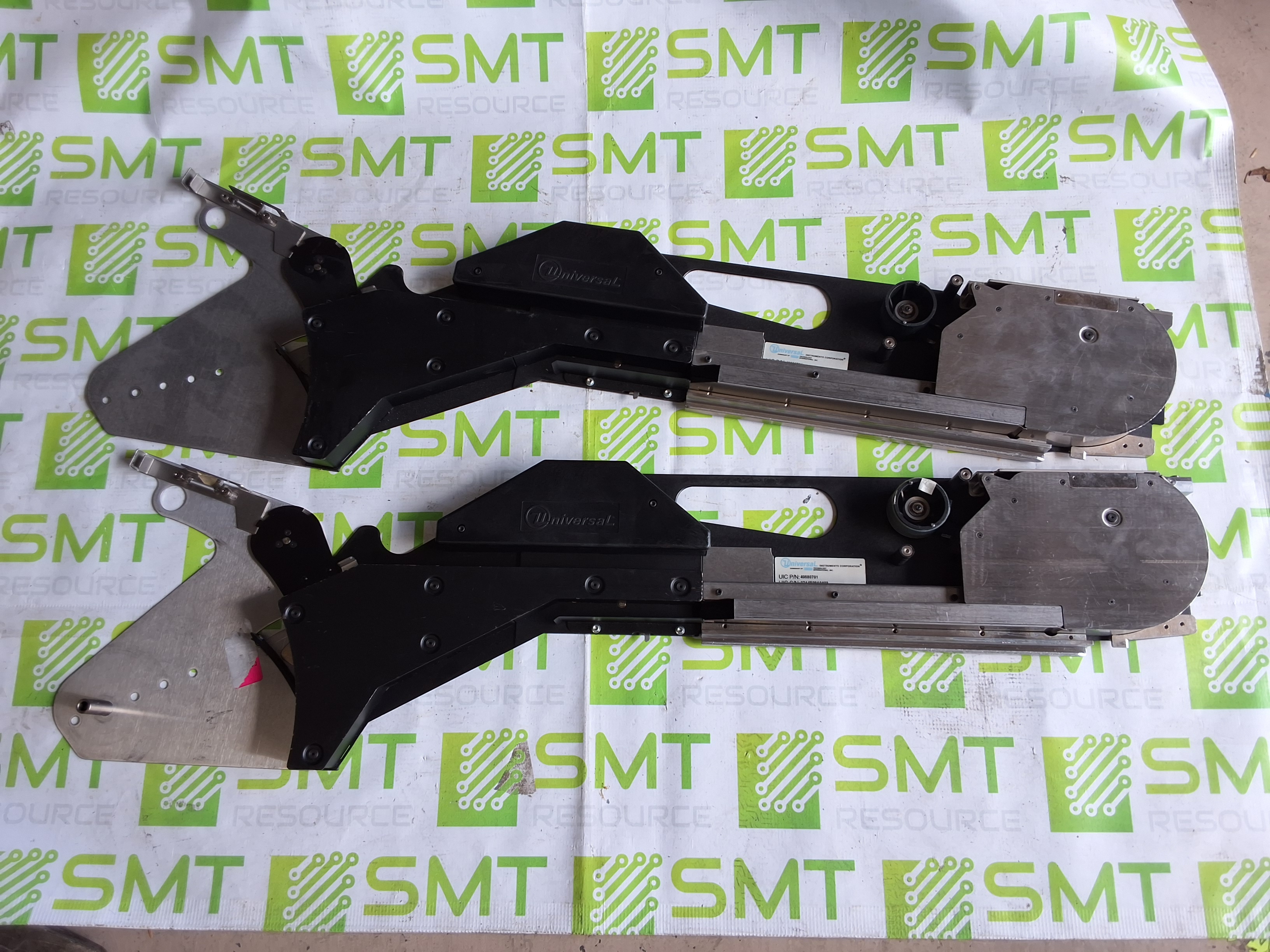 Used UNIVERSAL INSTRUMENTS 49680701 32mm GREEN PRECISION-PRO MULTI-PITCH FEEDER