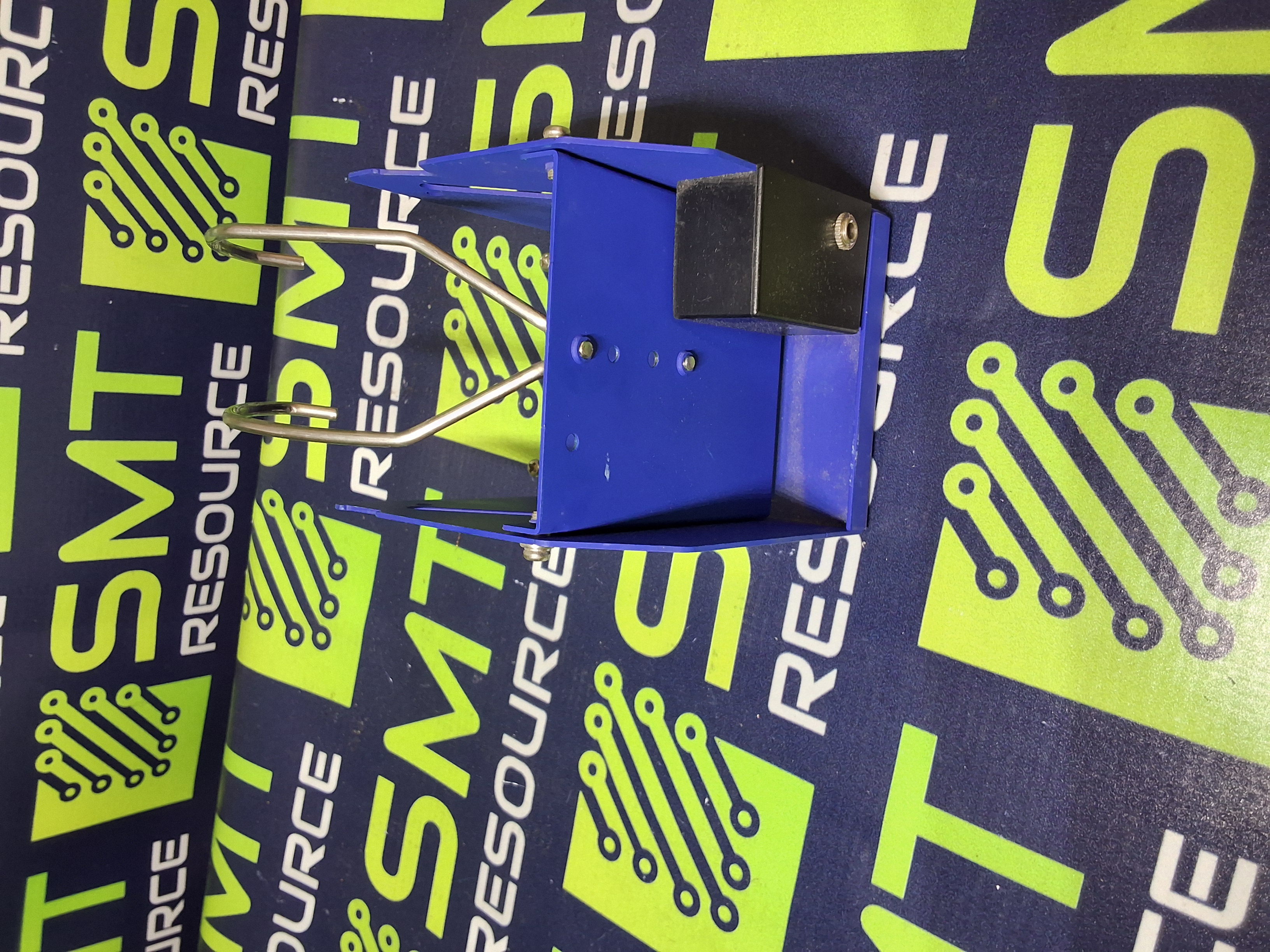 Used HAKKO SOLDERING IRON HOLDER