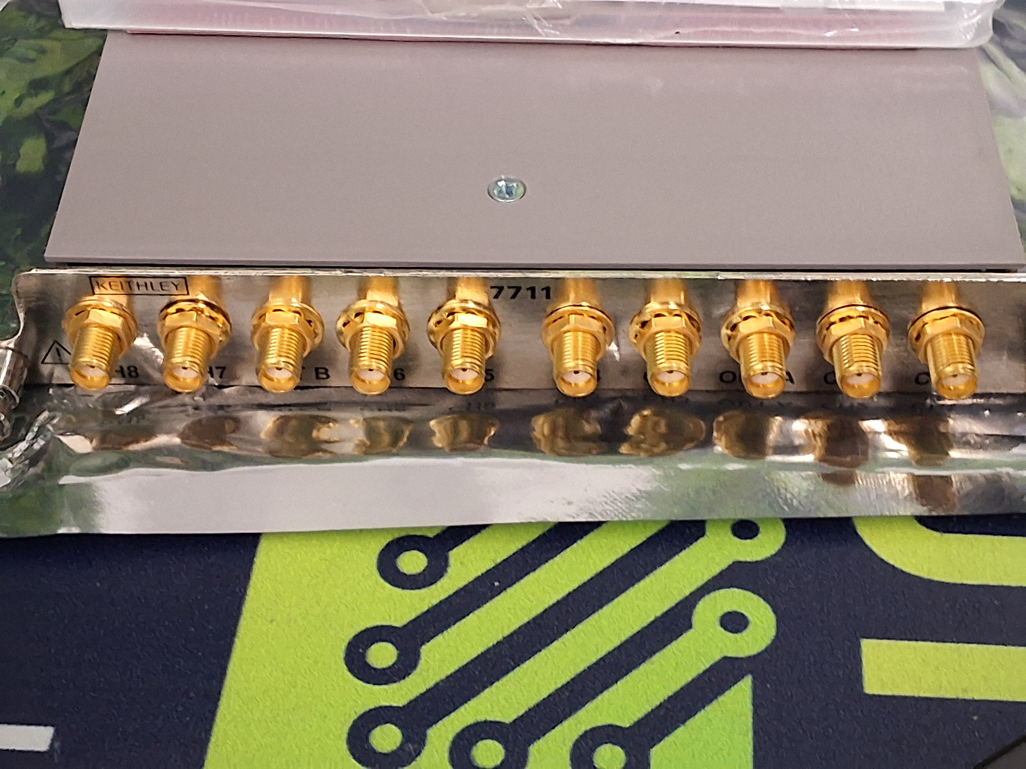 Used KEITHLEY 7711 PLUG-IN DUAL 1×4 RF MULTIPLEXER MODULE 2GHz 50Ω